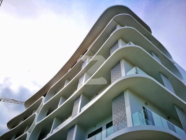 ยูโทเปีย คอนโดมิเนียม ในหาน Utopia Condominium Nai Harn