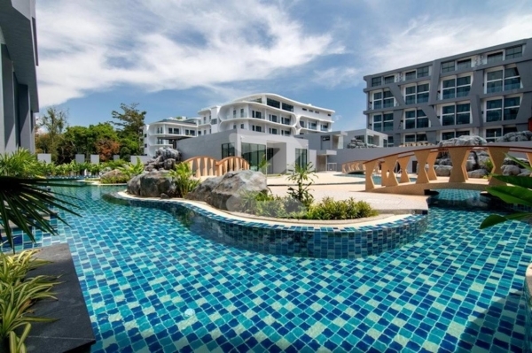 ยูโทเปีย ล็อฟท์ ในหาน Utopia Loft Nai Harn