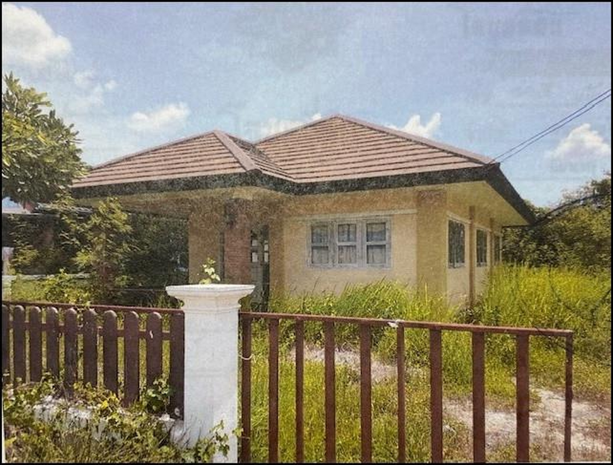 ทรัพย์สถาบันโดย ธอส บ้านเดี่ยว ถนนสายวัดสิงห์-เขาตะพาบ