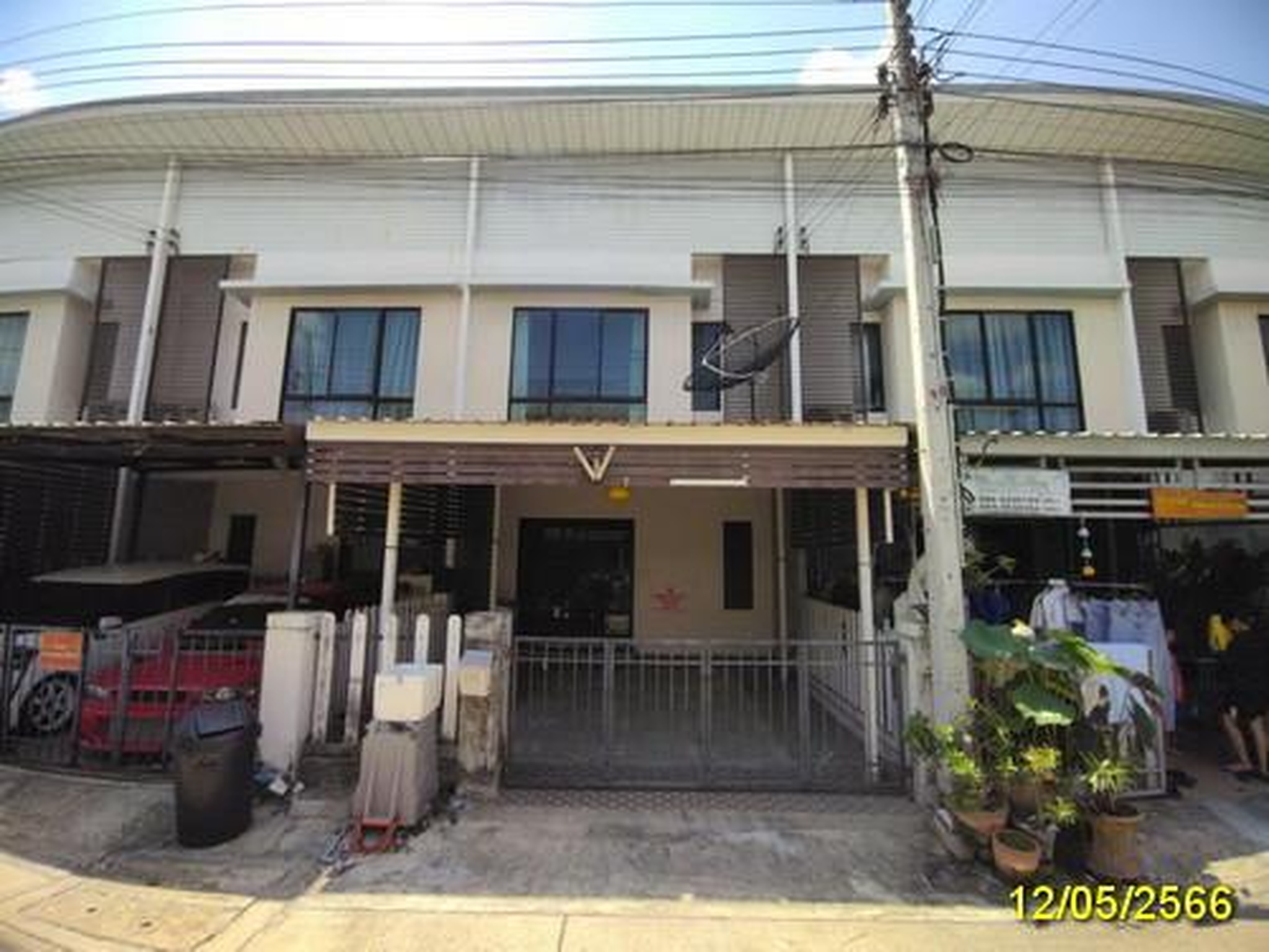 ทรัพย์สถาบันโดย ธอส. ทาวน์เฮาส์ บางกรวย นนทบุรี