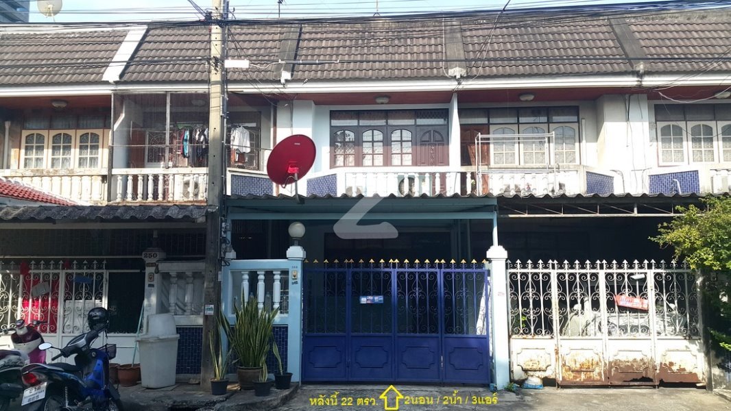 ให้เช่าทาวน์เฮาส์ หมู่บ้าน ไพโรจน์ ถ.บางนา-ตราด กม.4 : เจ้าของให้เช่าเอง (งดรับนายหน้า)