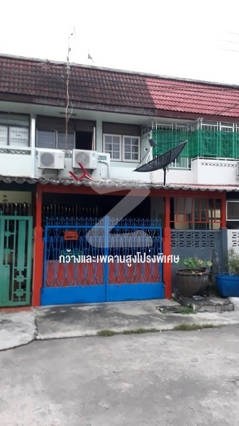 ให้เช่าทาวน์เฮ้าส์ รามคำแหง หัวหมาก บางกะปิ กรุงเทพ ใกล้รถไฟฟ้า แยกลำสาลี 2ชั้น 2นอน 2น้ำ 1จอดรถ : เจ้าของให้เช่าเอง