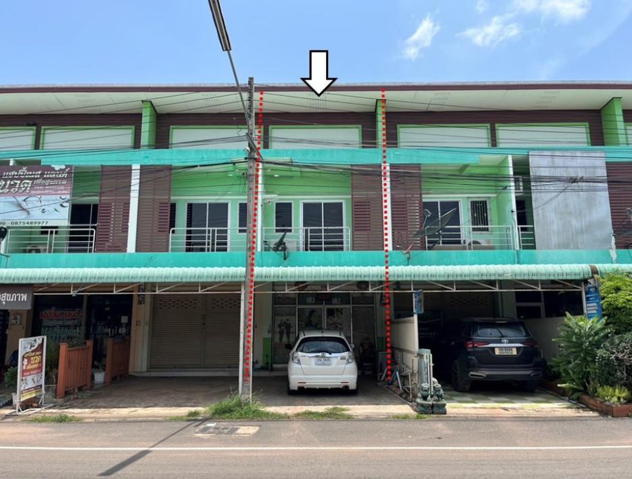 ทรัพย์สถาบันโดย ธอส ตึกแถว-อาคารพาณิชย์ ซอยมหาราช ถนนสายบุรีรัมย์-ประโคนช