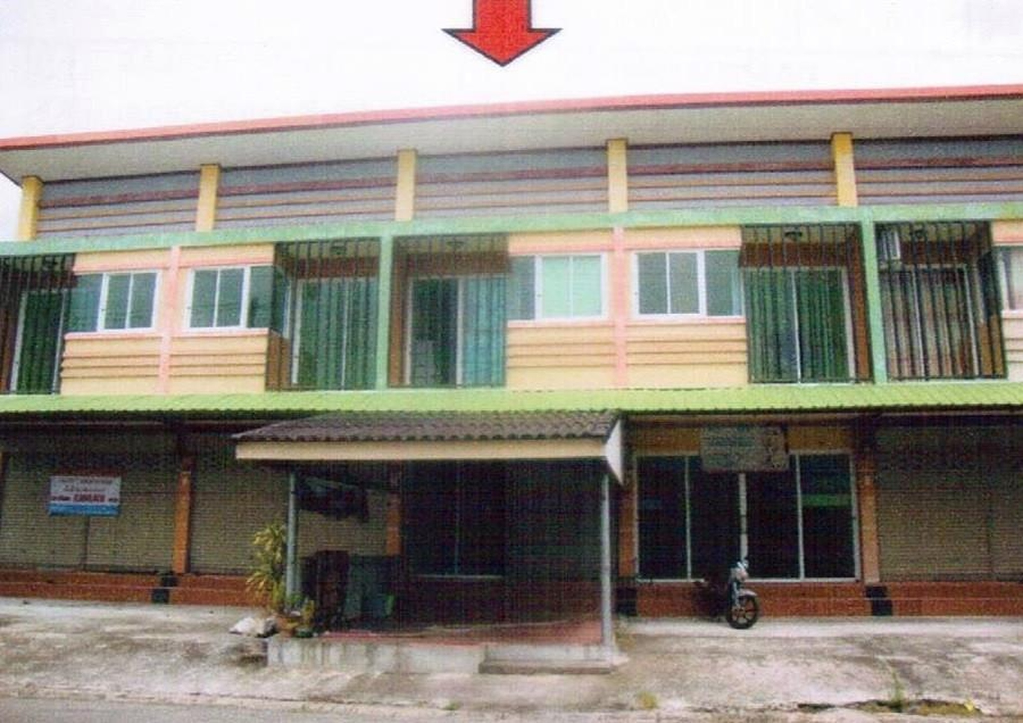ทรัพย์สถาบันโดย  ตึกแถว-อาคารพาณิชย์