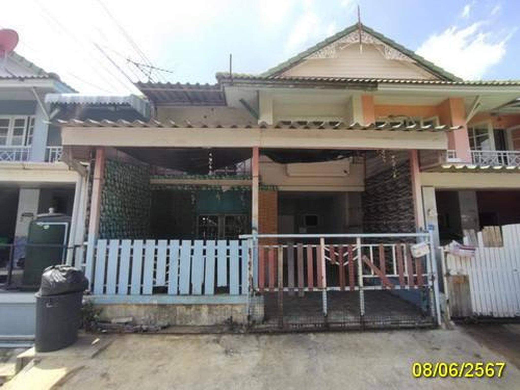 ทรัพย์สถาบันโดย ธอส. ทาวน์เฮาส์ ม.พฤกษา12