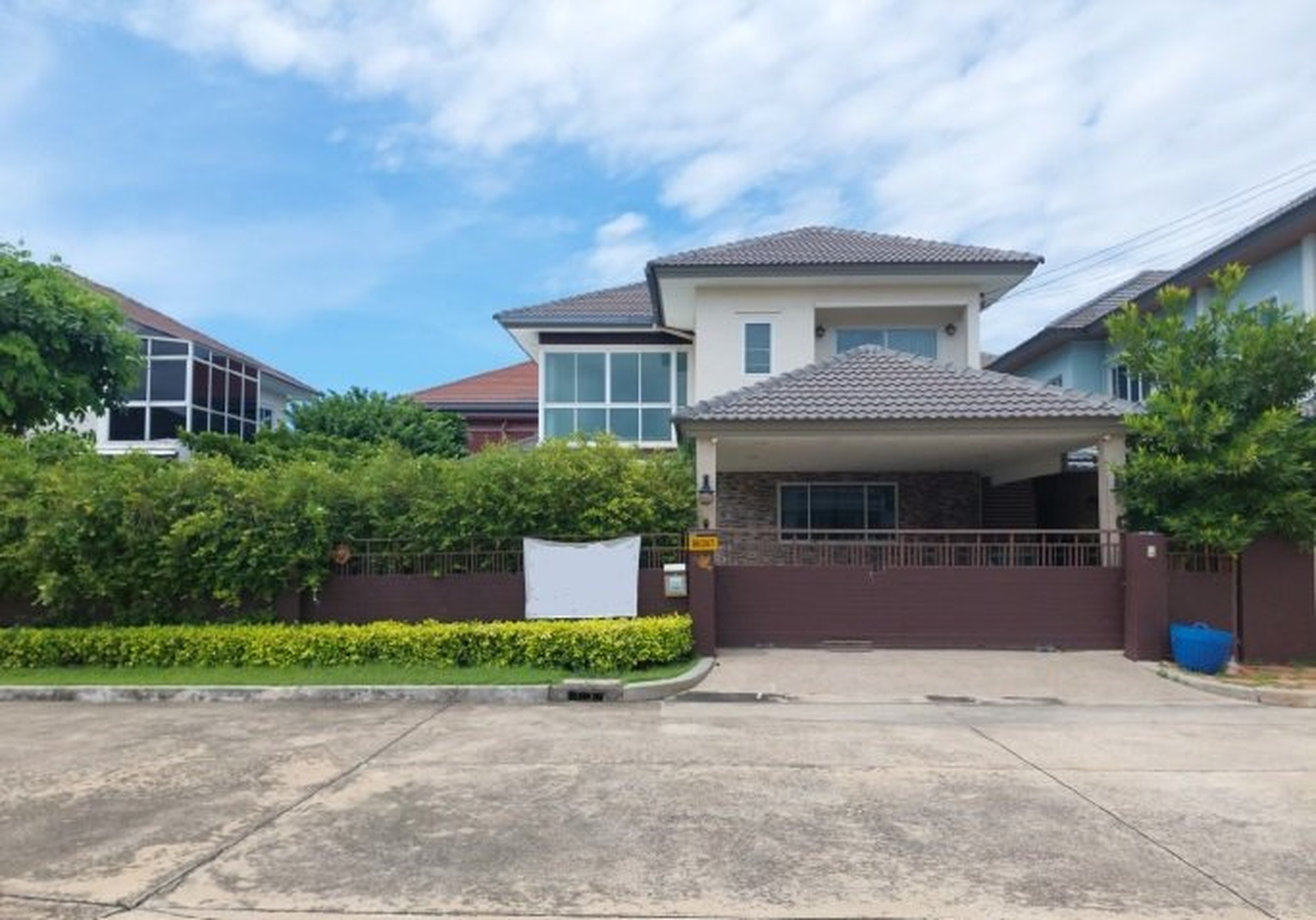 ทรัพย์สถาบันโดย SCB บ้านเดี่ยว เดอะ แกรนด์ วงแหวน-ประชาอุทิศ (The Grand Wongwaen-Prachauthit)