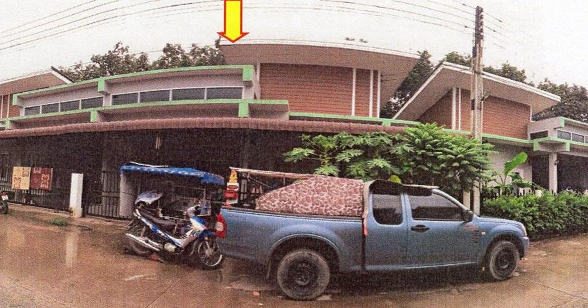 ทรัพย์สถาบันโดย GHB บ้านแฝด จักรวาล แลนด์ แอนด์ เฮาส์ (Jakkaval Land and House)