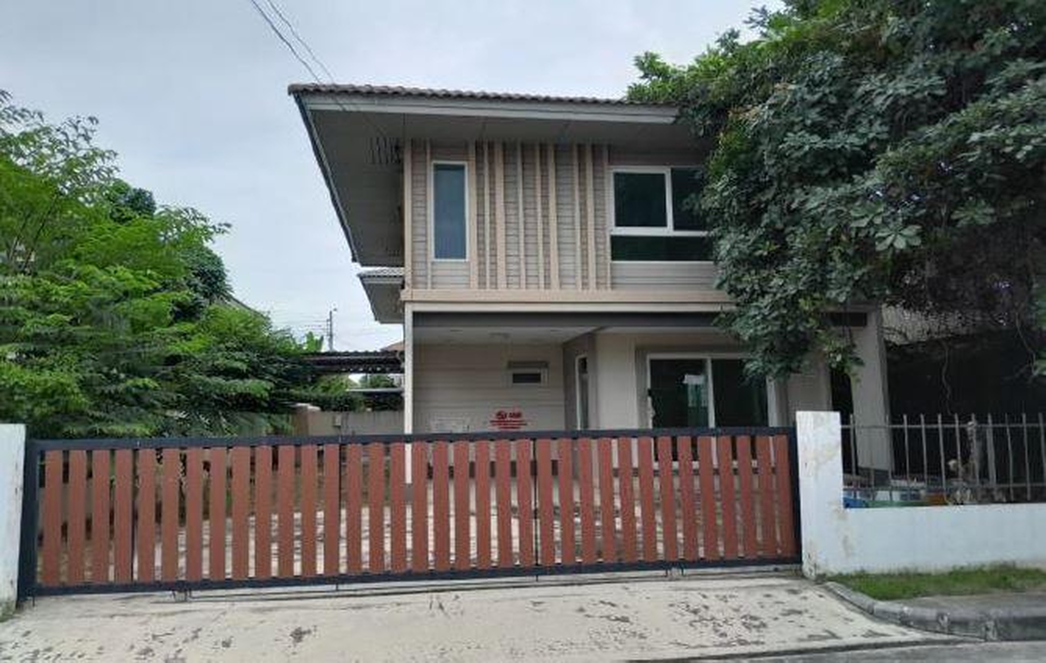 ทรัพย์สถาบันโดย GHB บ้านเดี่ยว คณาสิริ ชัยพฤกษ์-วงแหวน (Kanasiri Chaiyaphruek-Wongwaen)