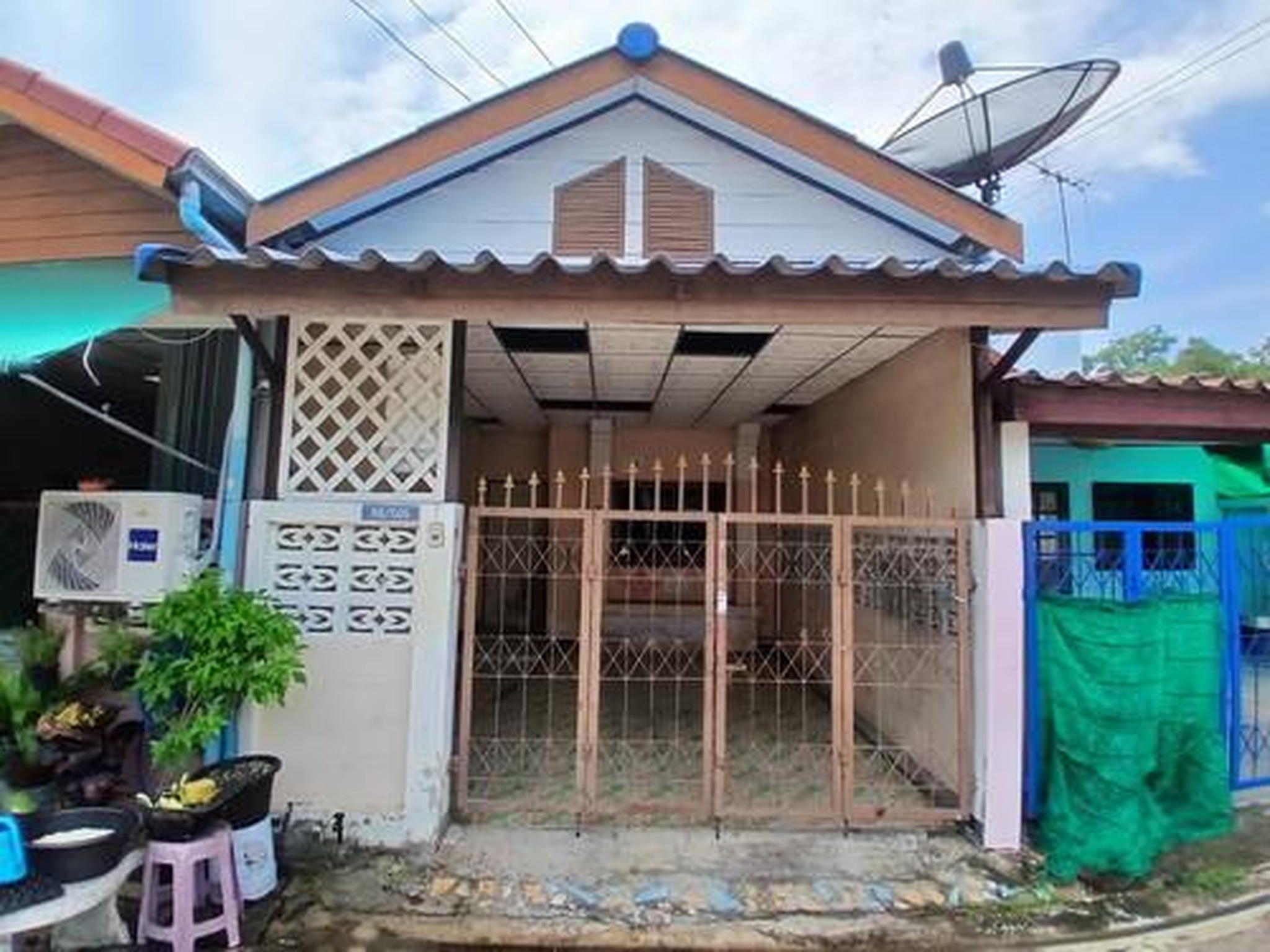 ทรัพย์สถาบันโดย GHB ทาวน์เฮาส์  ธัญบุรี ปทุมธานี