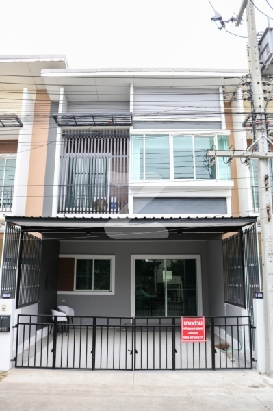 ถูกที่สุดในโครงการ ทาวน์เฮาส์ 2 ชั้น หมู่บ้านสินทรัพย์3 ลำลูกกาคลอง3 ปรับปรุงใหม่ทั้งหลัง