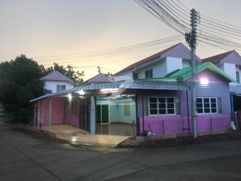 ภาพถ่ายหน้าบ้าน