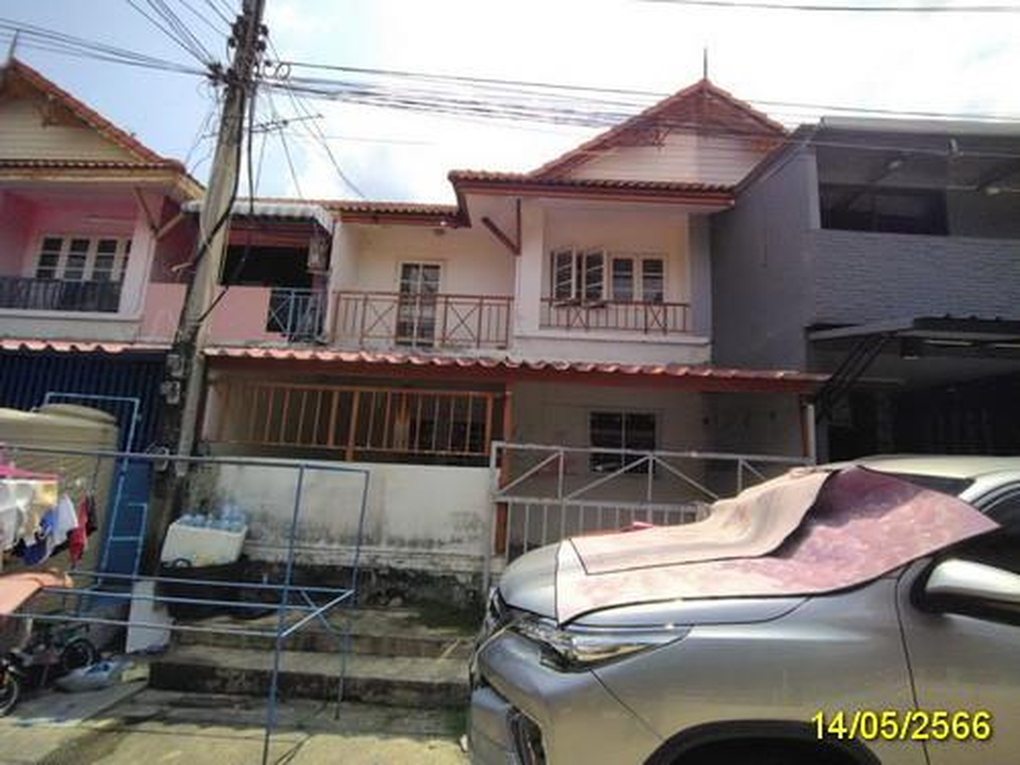 ทรัพย์สถาบันโดย GHB ทาวน์เฮาส์  คลองหลวง ปทุมธานี