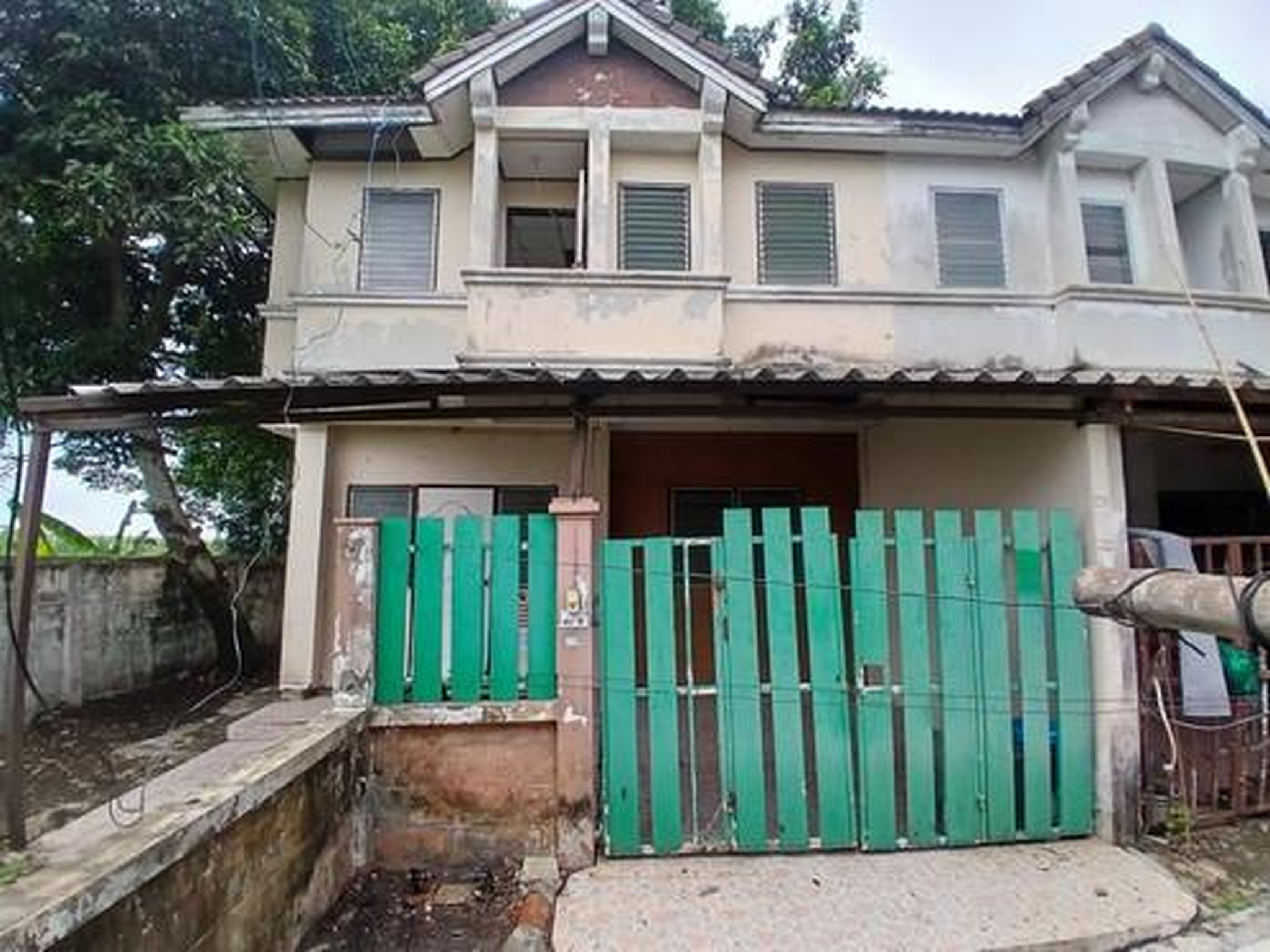 ทรัพย์สถาบันโดย GHB ทาวน์เฮาส์ แพรมาพรคลอง 11 (Baan Phraemaporn Rangsit Klong 11)