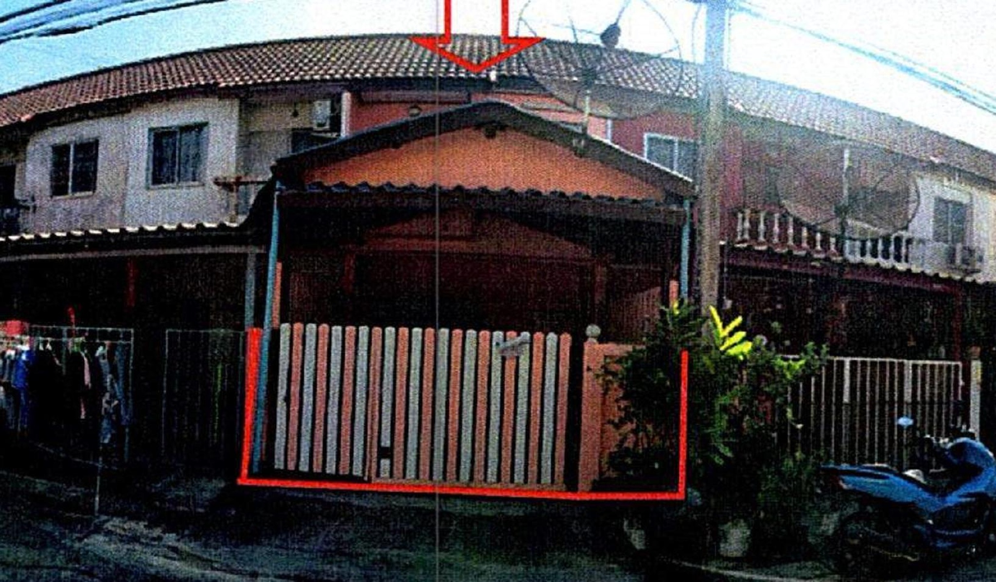ทรัพย์สถาบันโดย GHB ทาวน์เฮาส์  สามโคก ปทุมธานี
