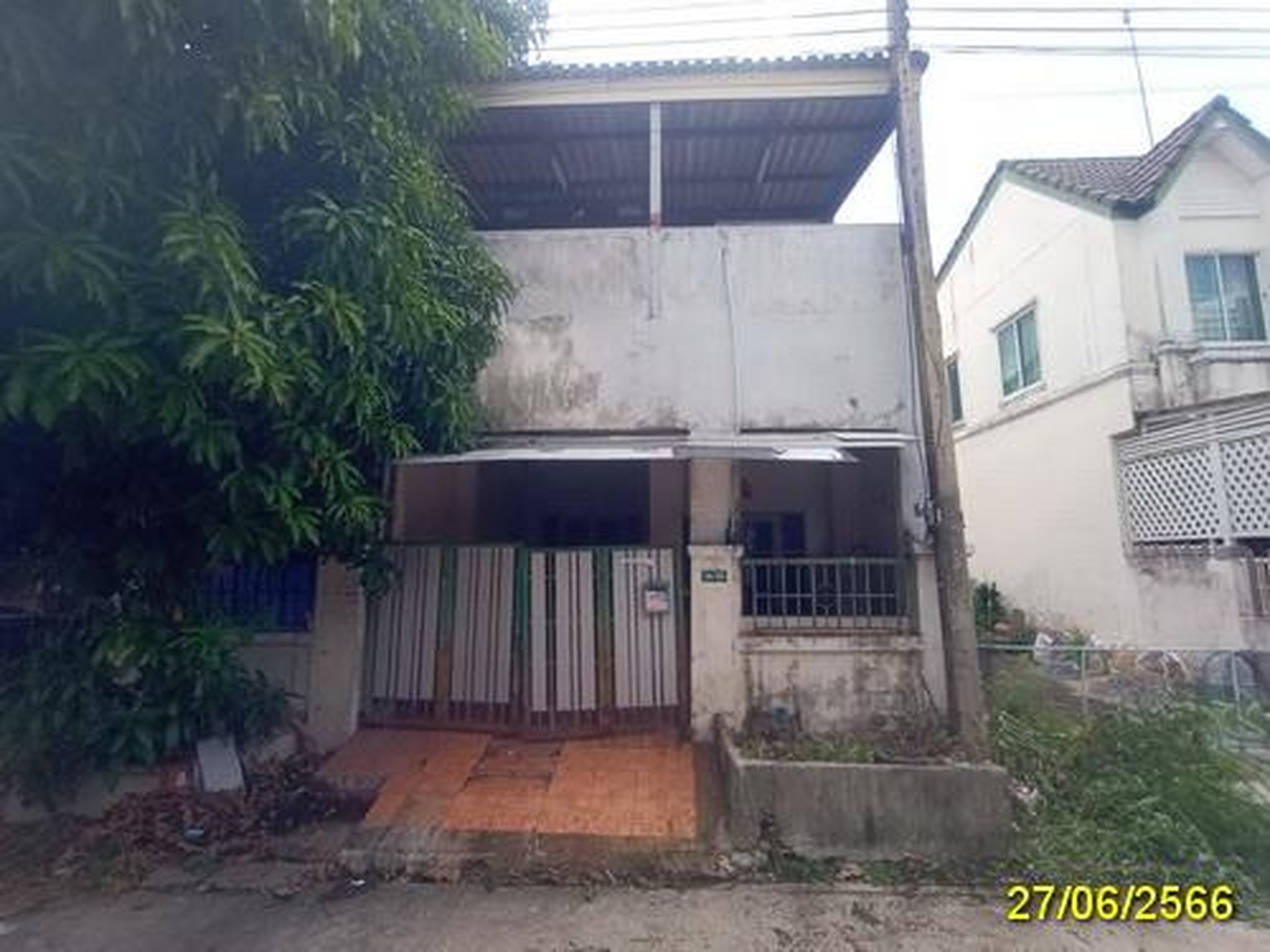 ทรัพย์สถาบันโดย GHB ทาวน์เฮาส์  คลองหลวง ปทุมธานี