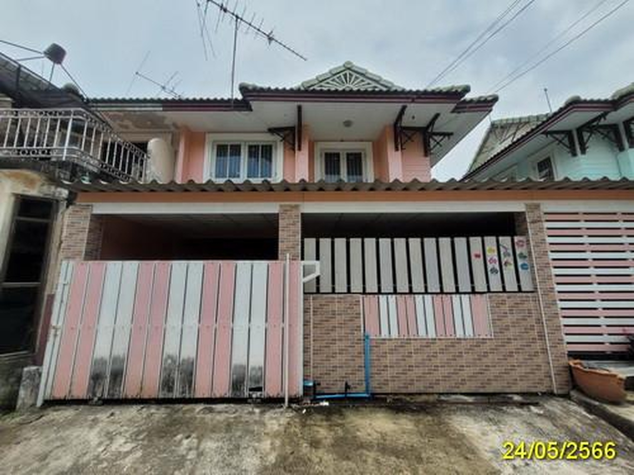 ทรัพย์สถาบันโดย GHB ทาวน์เฮาส์ บ้านพฤกษา 12 รังสิต-คลองสาม (Baan Pruksa 12 Rangsit-Klong 3)