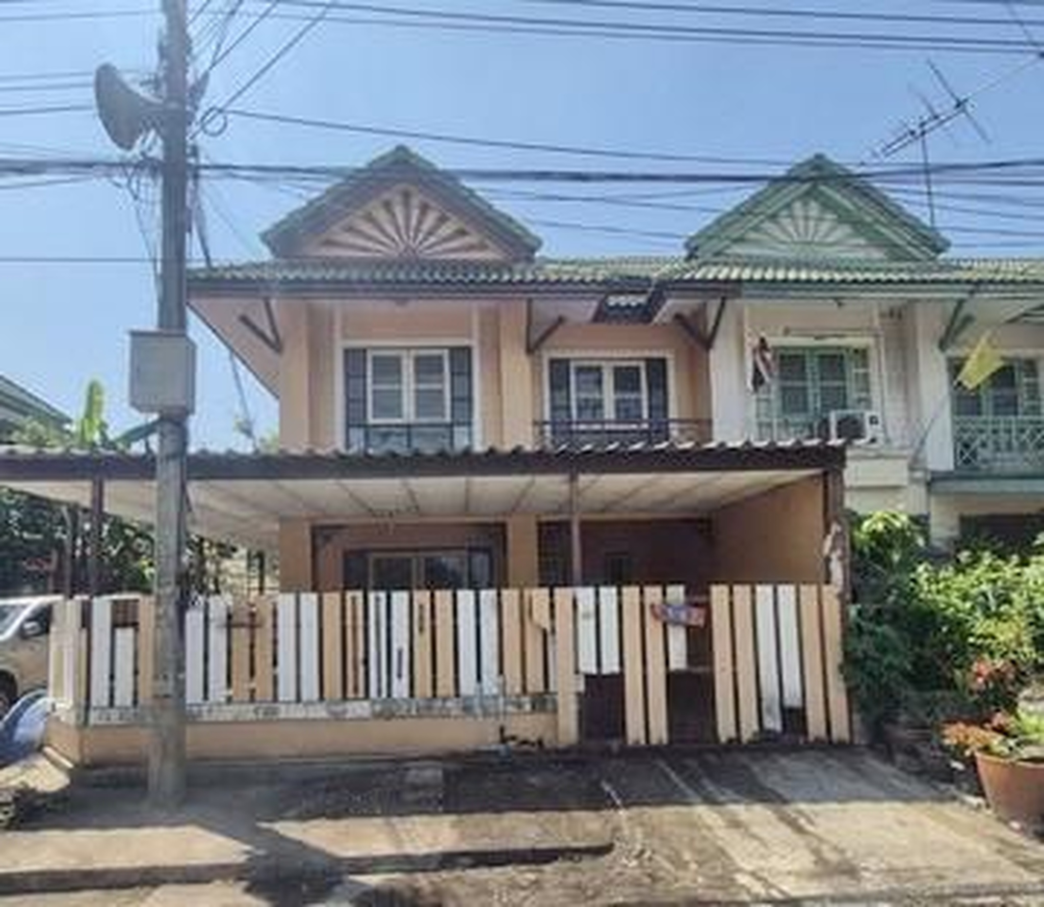 ทรัพย์สถาบันโดย GHB ทาวน์เฮาส์ บ้านพฤกษา 12 รังสิต-คลองสาม (Baan Pruksa 12 Rangsit-Klong 3)