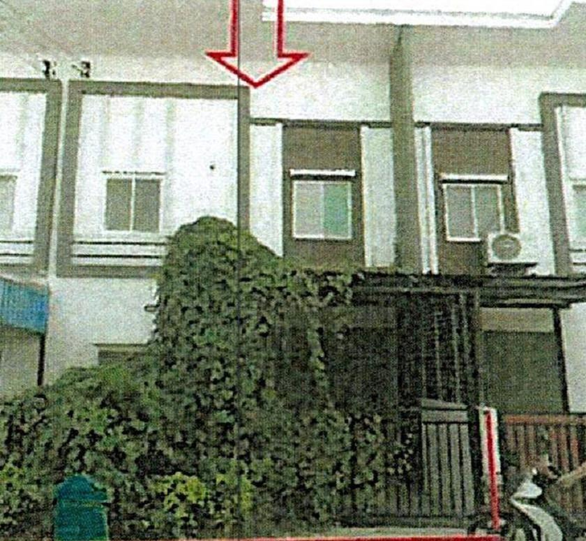 ทรัพย์สถาบันโดย GHB ทาวน์เฮาส์ ไลโอ เพชรเกษม 81 (Lio Townhome Phetkasem 81)