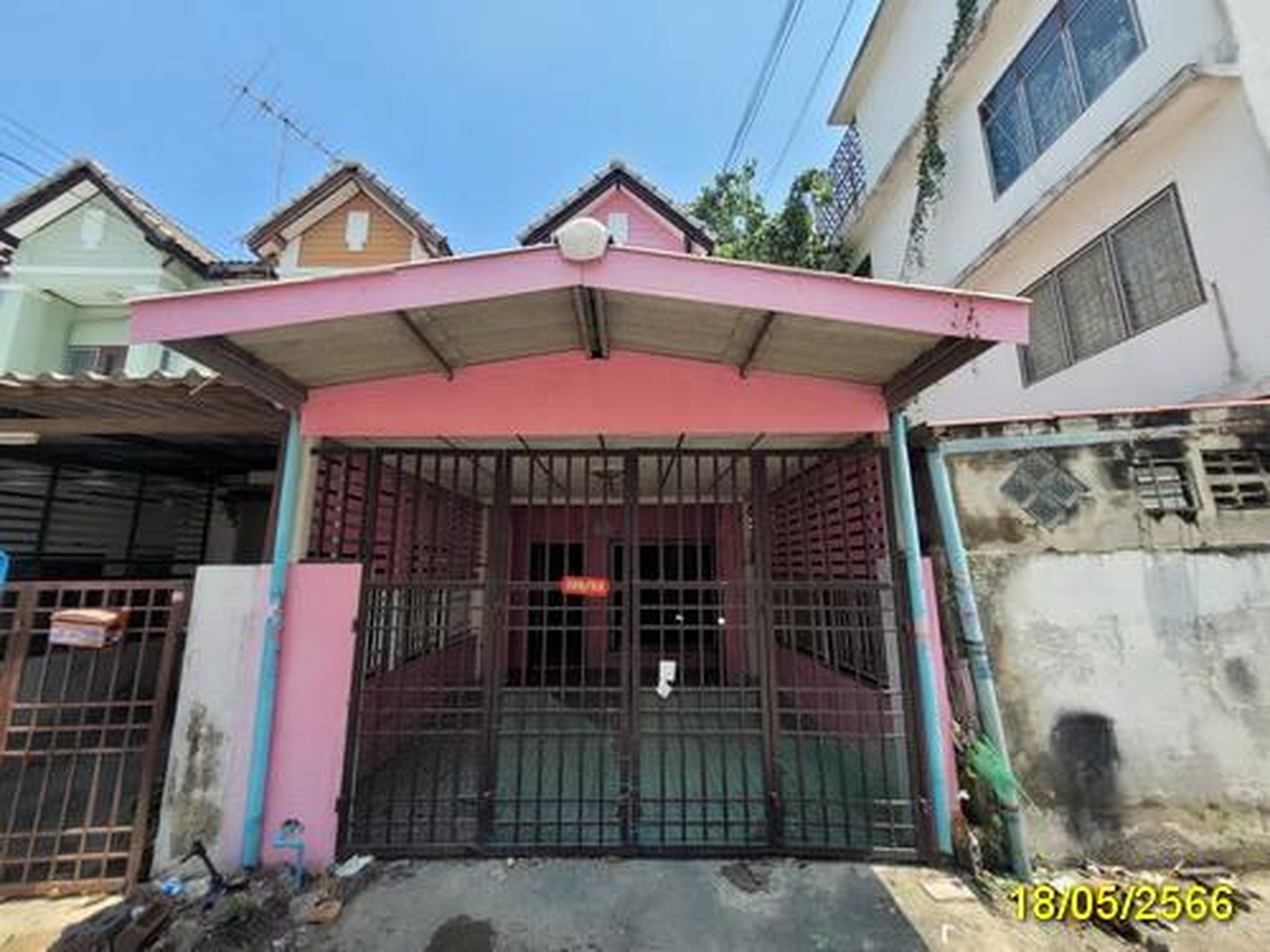 ทรัพย์สถาบันโดย GHB ทาวน์เฮาส์  ธัญบุรี ปทุมธานี