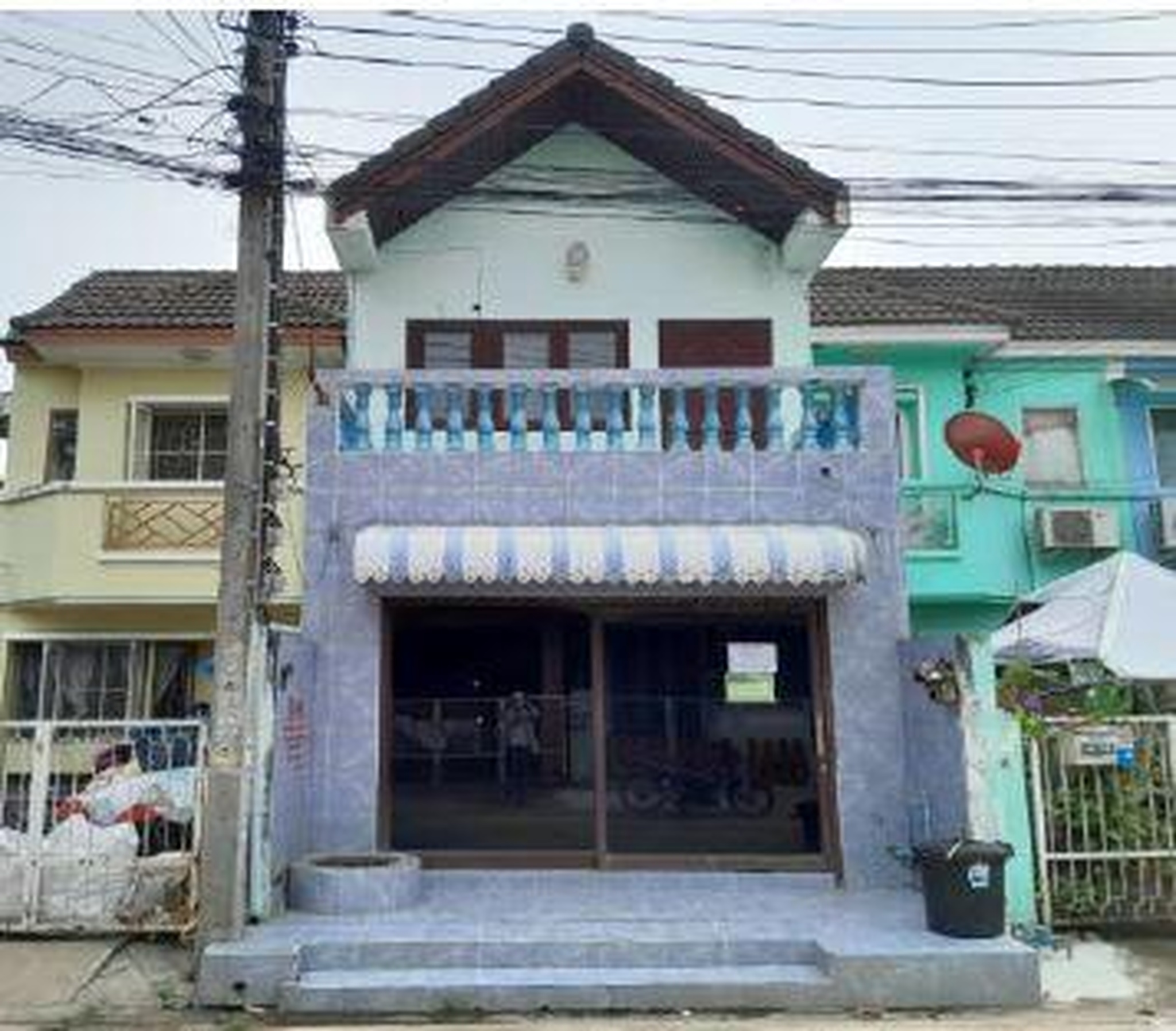 ทรัพย์สถาบันโดย GHB ทาวน์เฮาส์ บางบัวทอง นนทบุรี