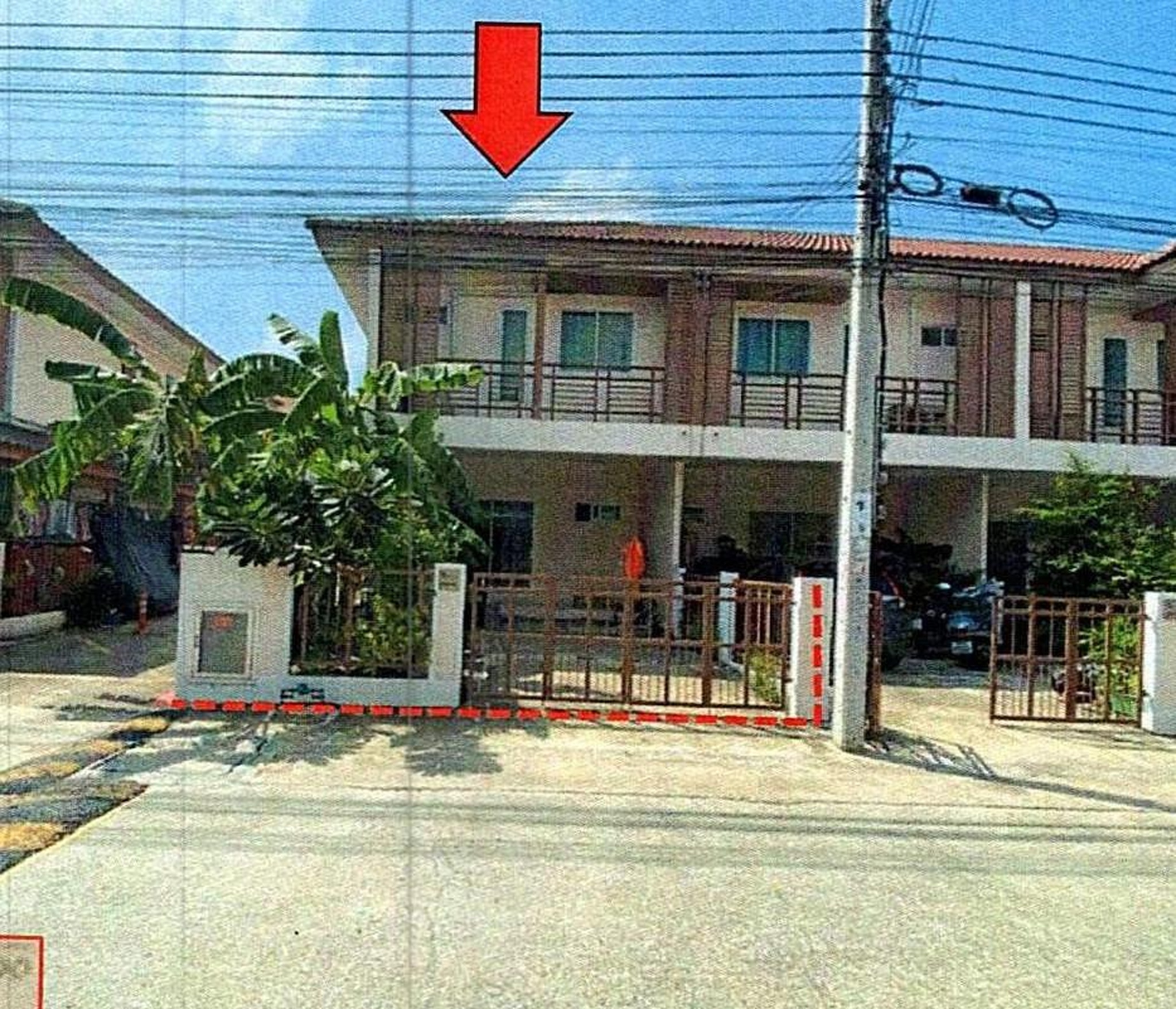 ทรัพย์สถาบันโดย GHB ทาวน์เฮาส์ ไอลีฟ ทาวน์ 1 ประชาอุทิศ 90 (I Leaf Town 1 Prachauthit 90)