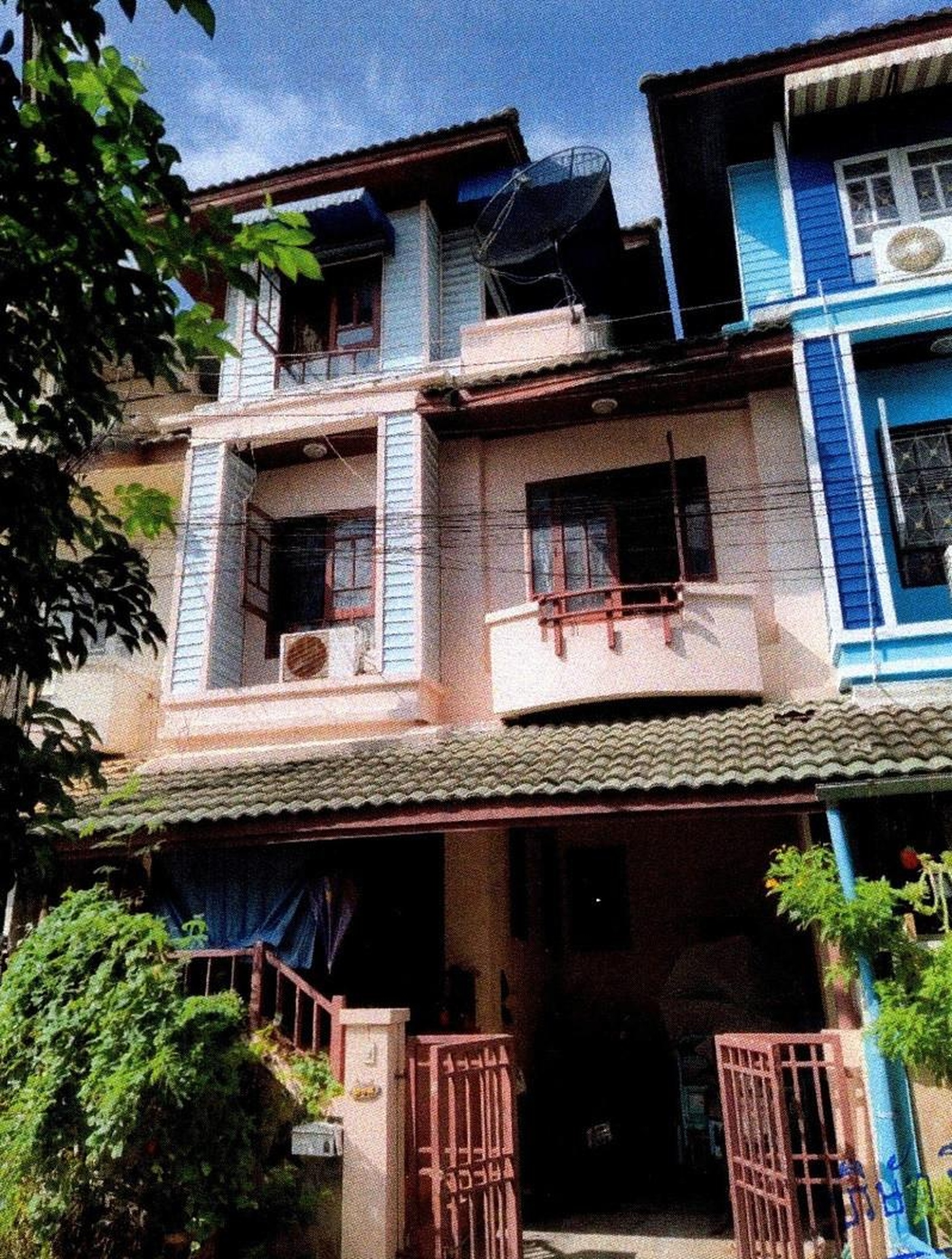 ทรัพย์สถาบันโดย GHB ทาวน์เฮาส์  ธัญบุรี ปทุมธานี