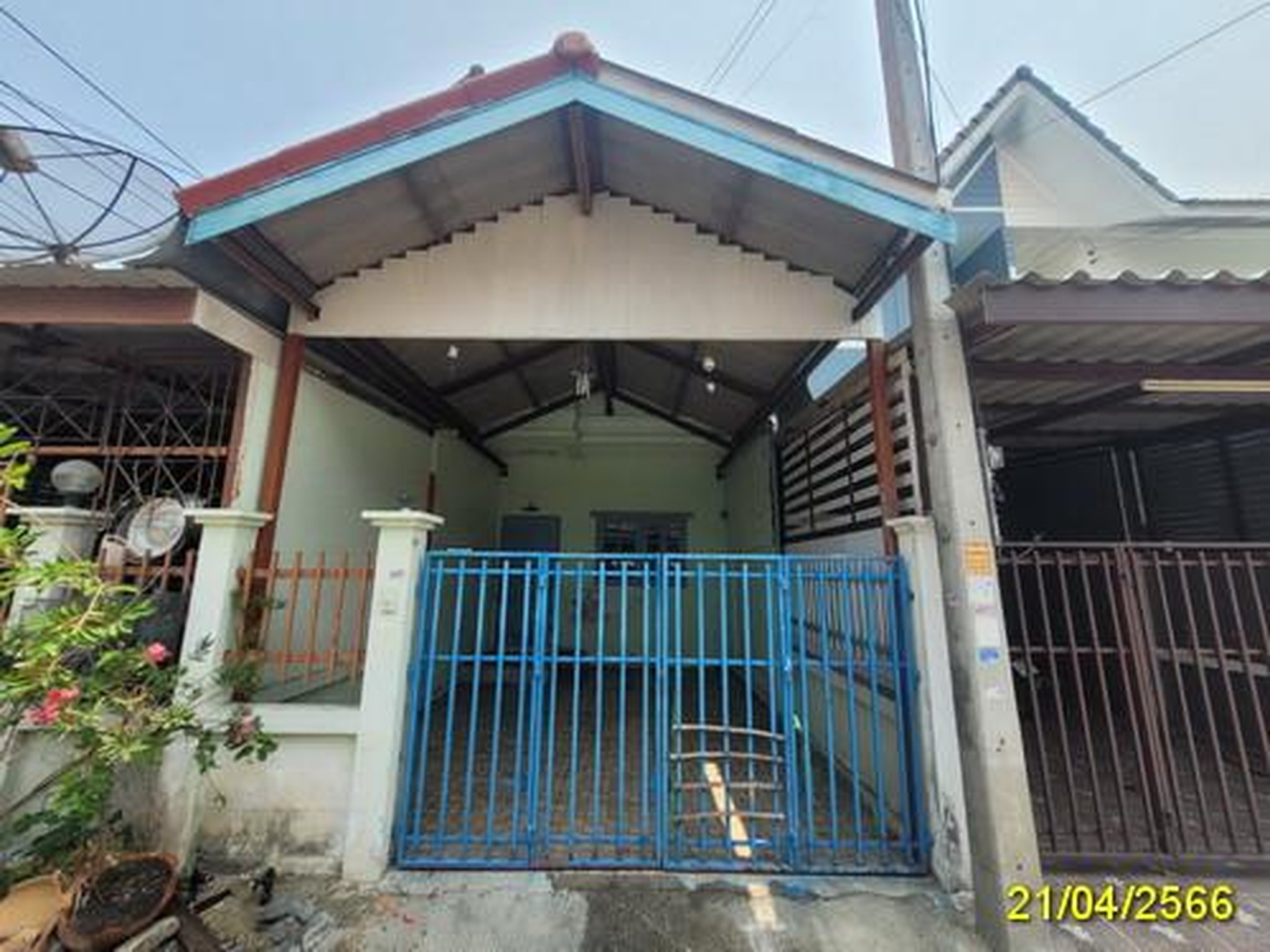 ทรัพย์สถาบันโดย GHB ทาวน์เฮาส์ ฉัตรไพลิน ลาดหลุมแก้ว (Chatrapailin Latlumkaew)