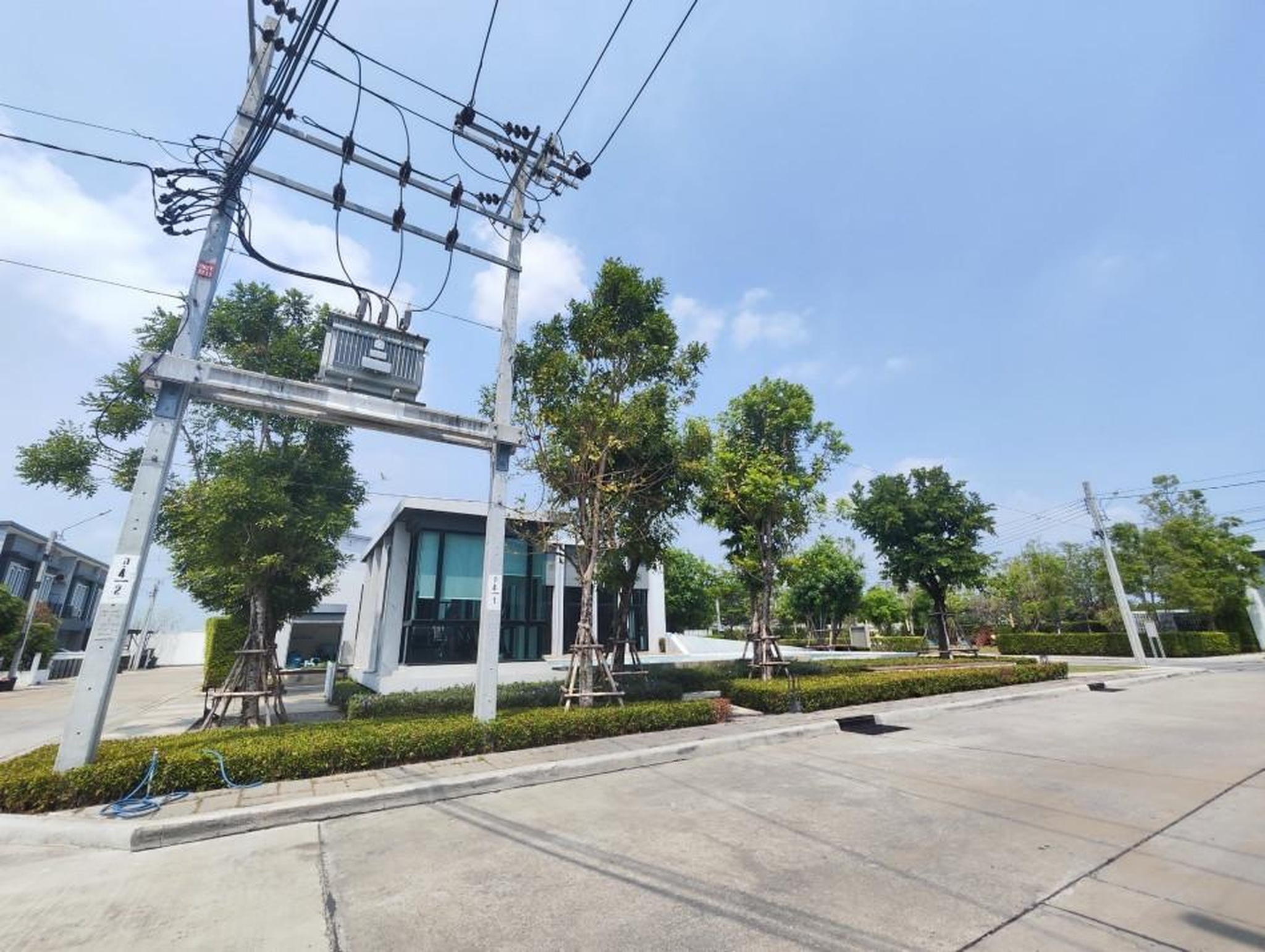 ทรัพย์สถาบันโดย GHB ทาวน์เฮาส์ ชวนชื่น ทาวน์ แก้วอินทร์-บางใหญ่ (Chuanchuen Town Kaew In-Bangyai)