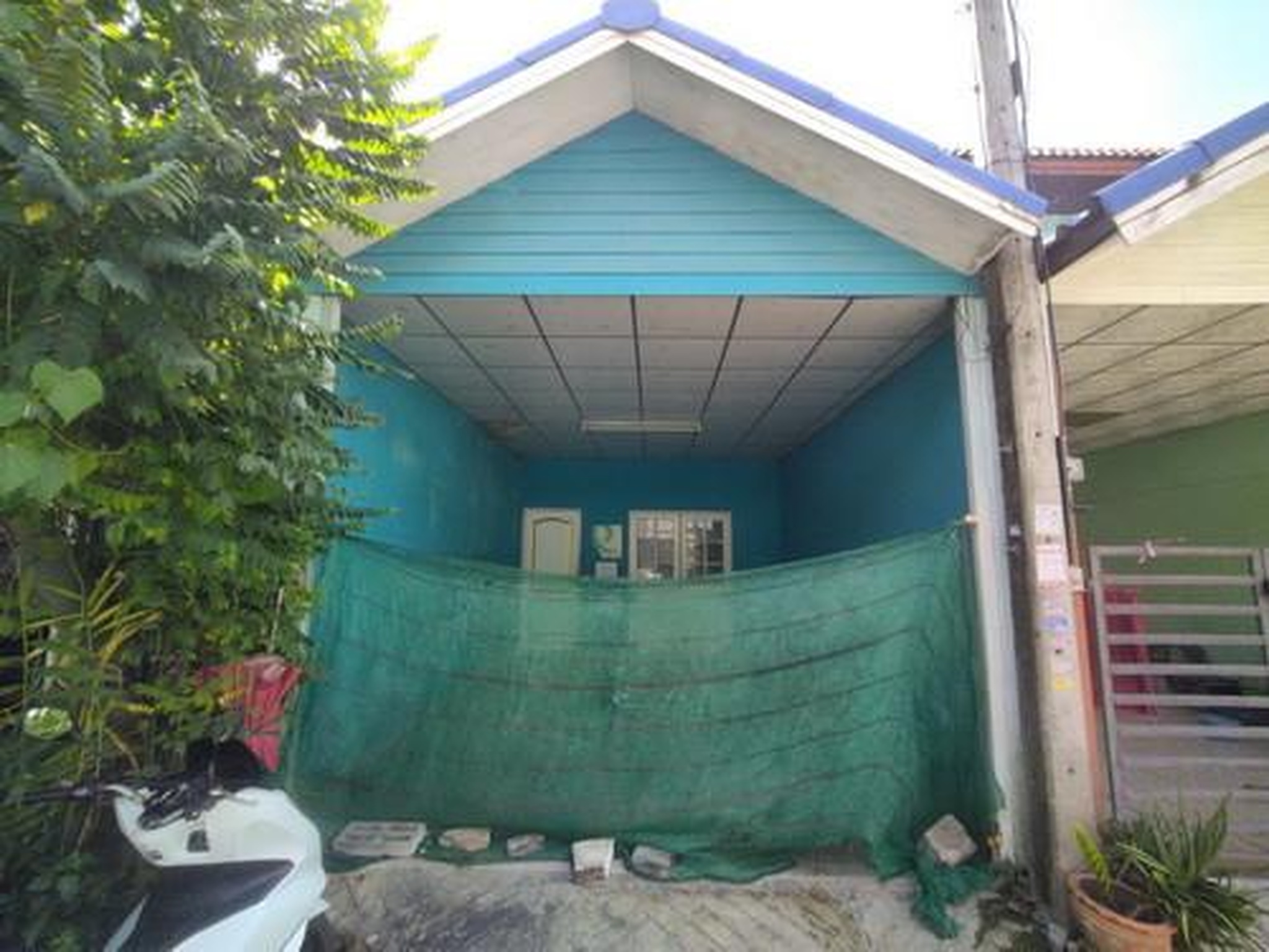 ทรัพย์สถาบันโดย GHB ทาวน์เฮาส์ ฉัตรไพลิน ลาดหลุมแก้ว (Chatrapailin Latlumkaew)