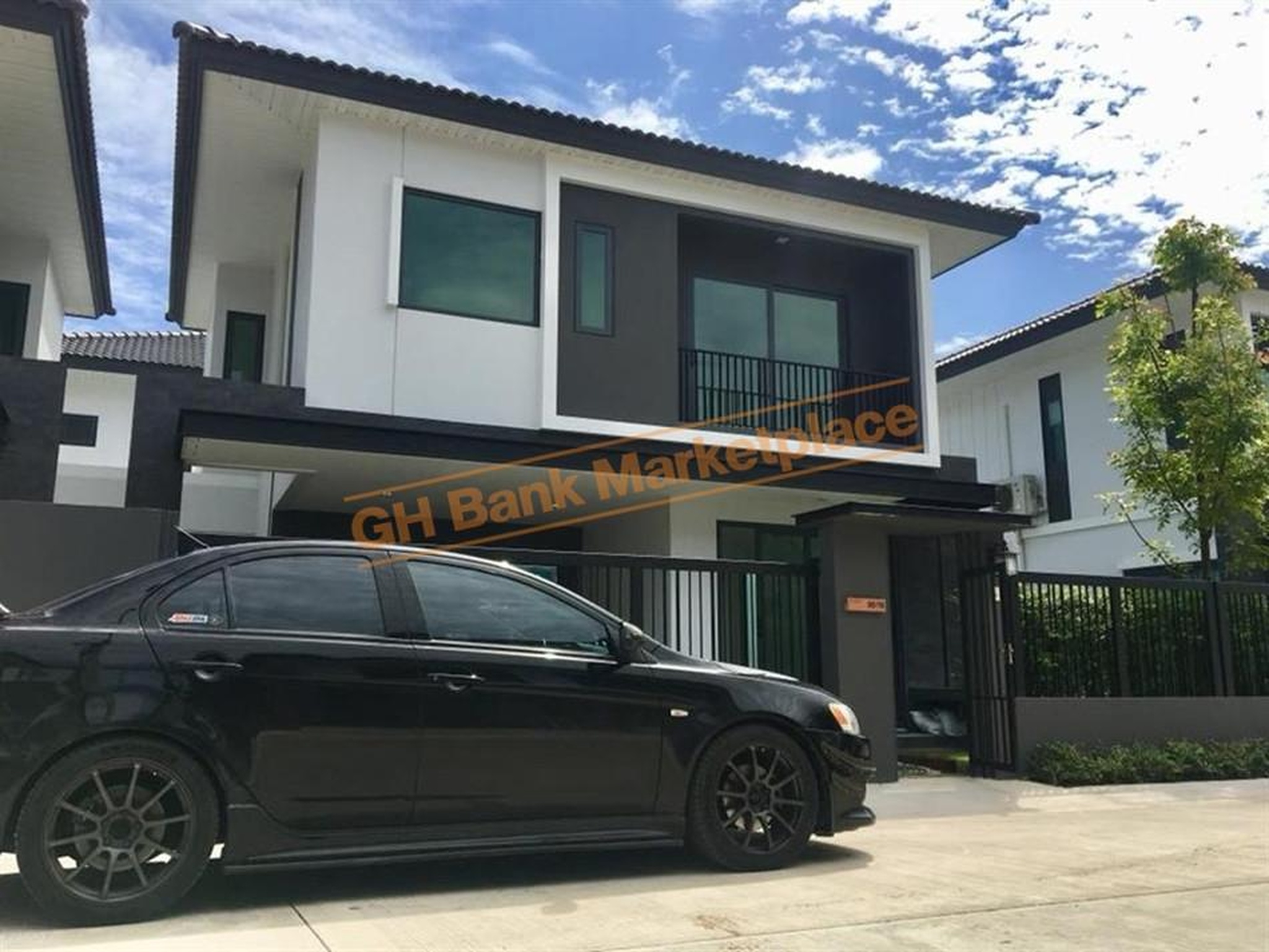 ทรัพย์สถาบันโดย GHB บ้านแฝด บริทาเนีย ศรีนครินทร์ (Britania Srinakarin)