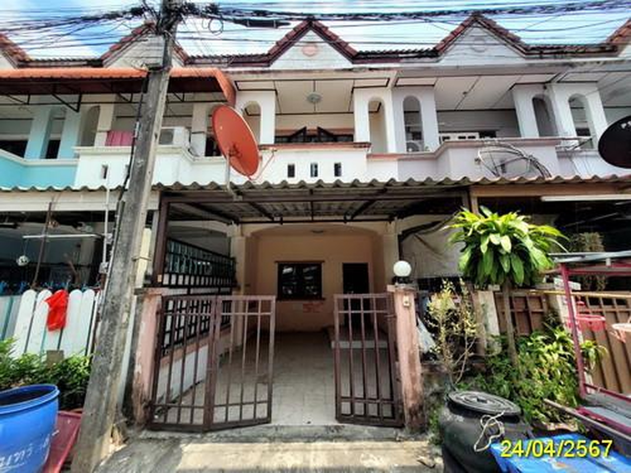 ทรัพย์สถาบันโดย GHB ทาวน์เฮาส์ ธัญบุรี ปทุมธานี