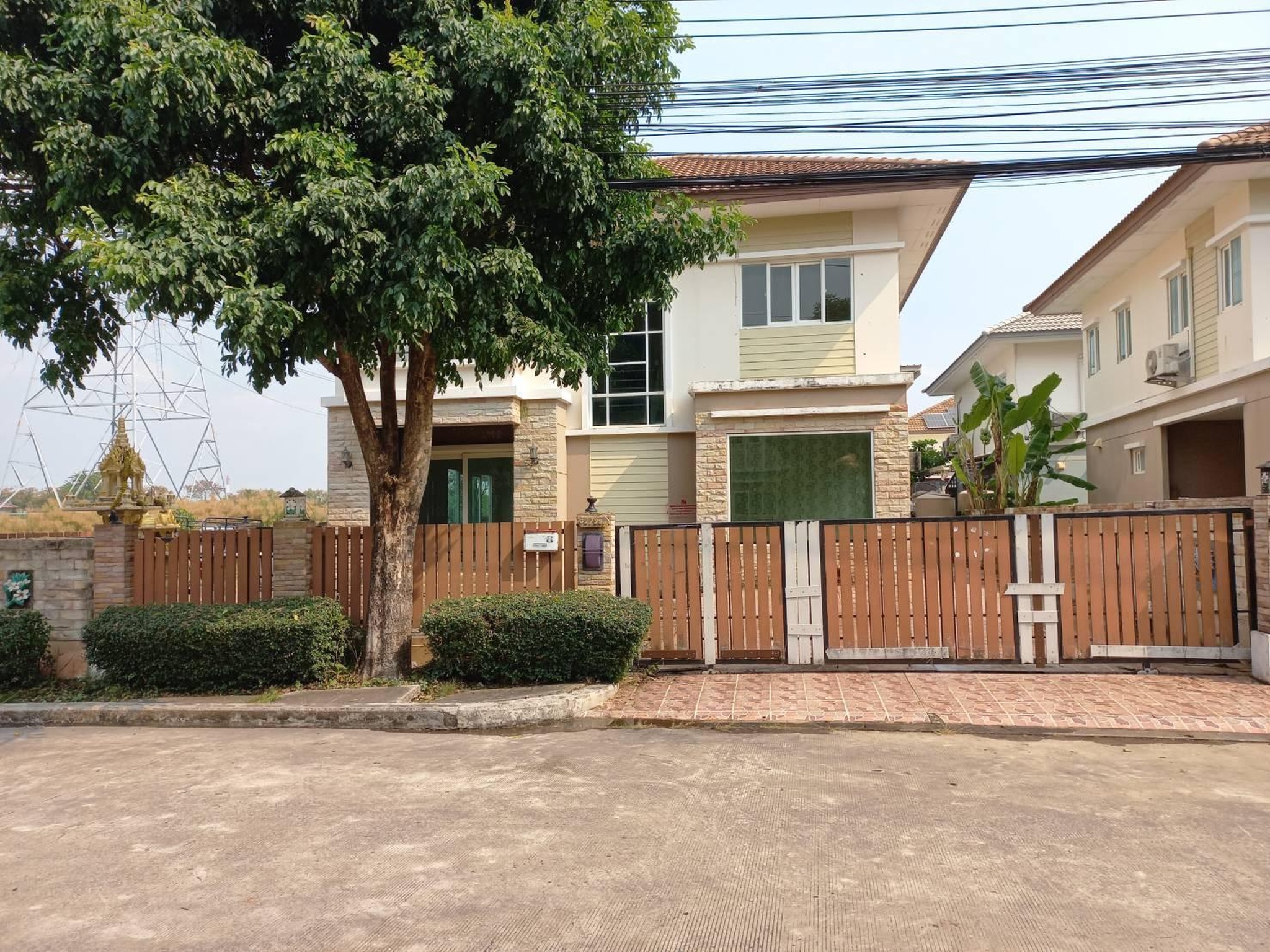 ทรัพย์สถาบันโดย GHB บ้านเดี่ยว  ทุ่งครุ กรุงเทพมหานคร