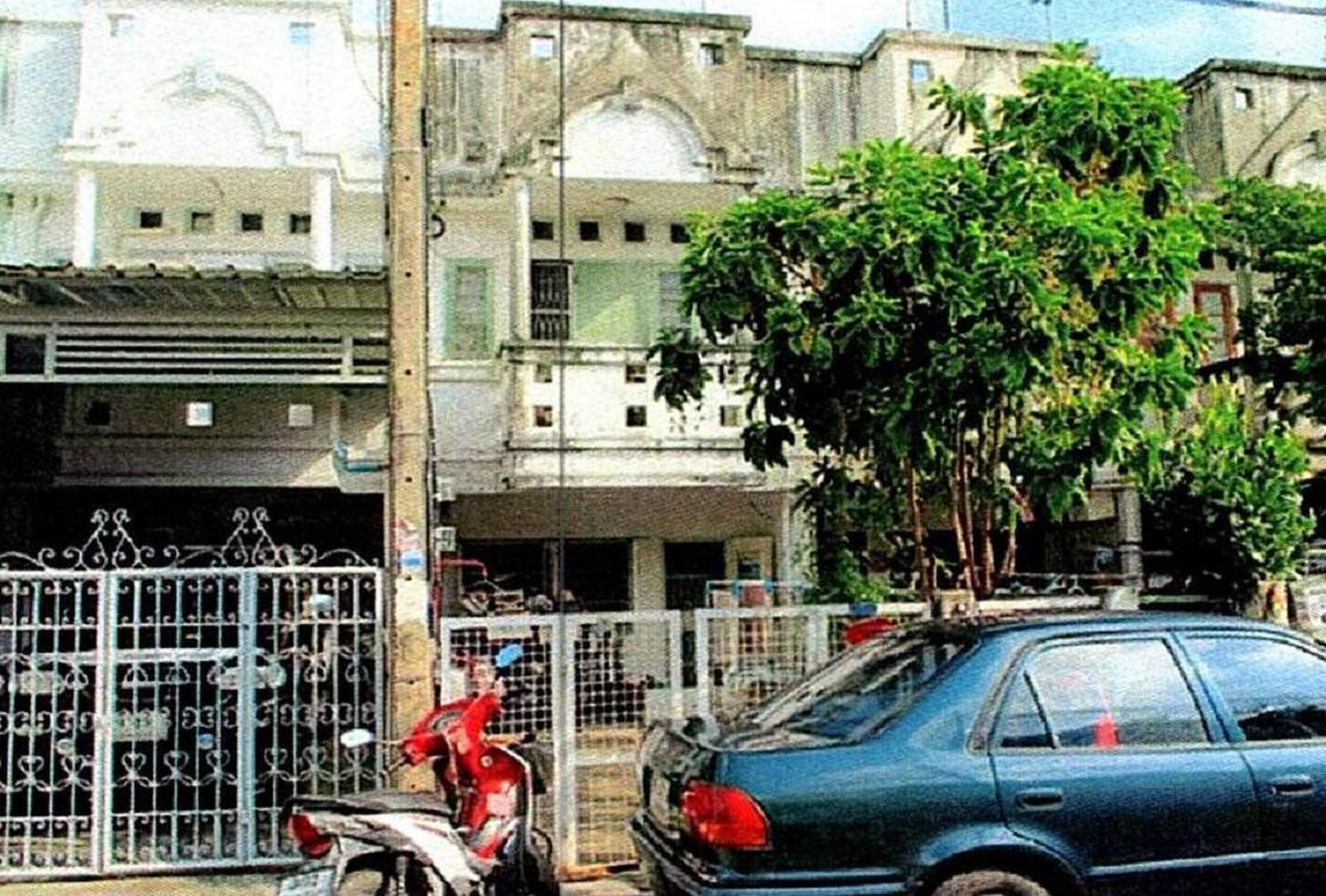 ทรัพย์สถาบันโดย GHB ทาวน์เฮาส์  ลำลูกกา ปทุมธานี