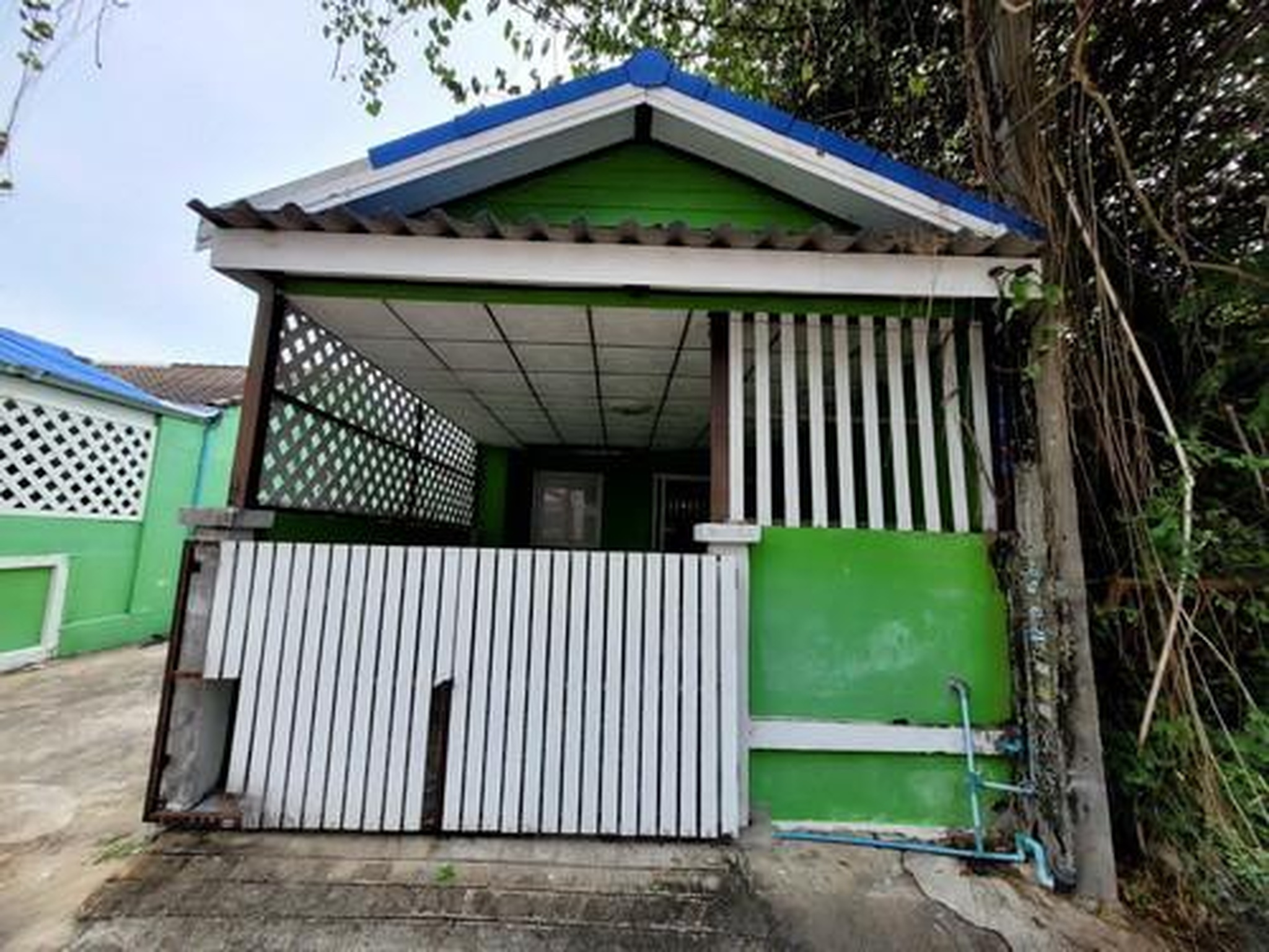 ทรัพย์สถาบันโดย GHB ทาวน์เฮาส์  ธัญบุรี ปทุมธานี