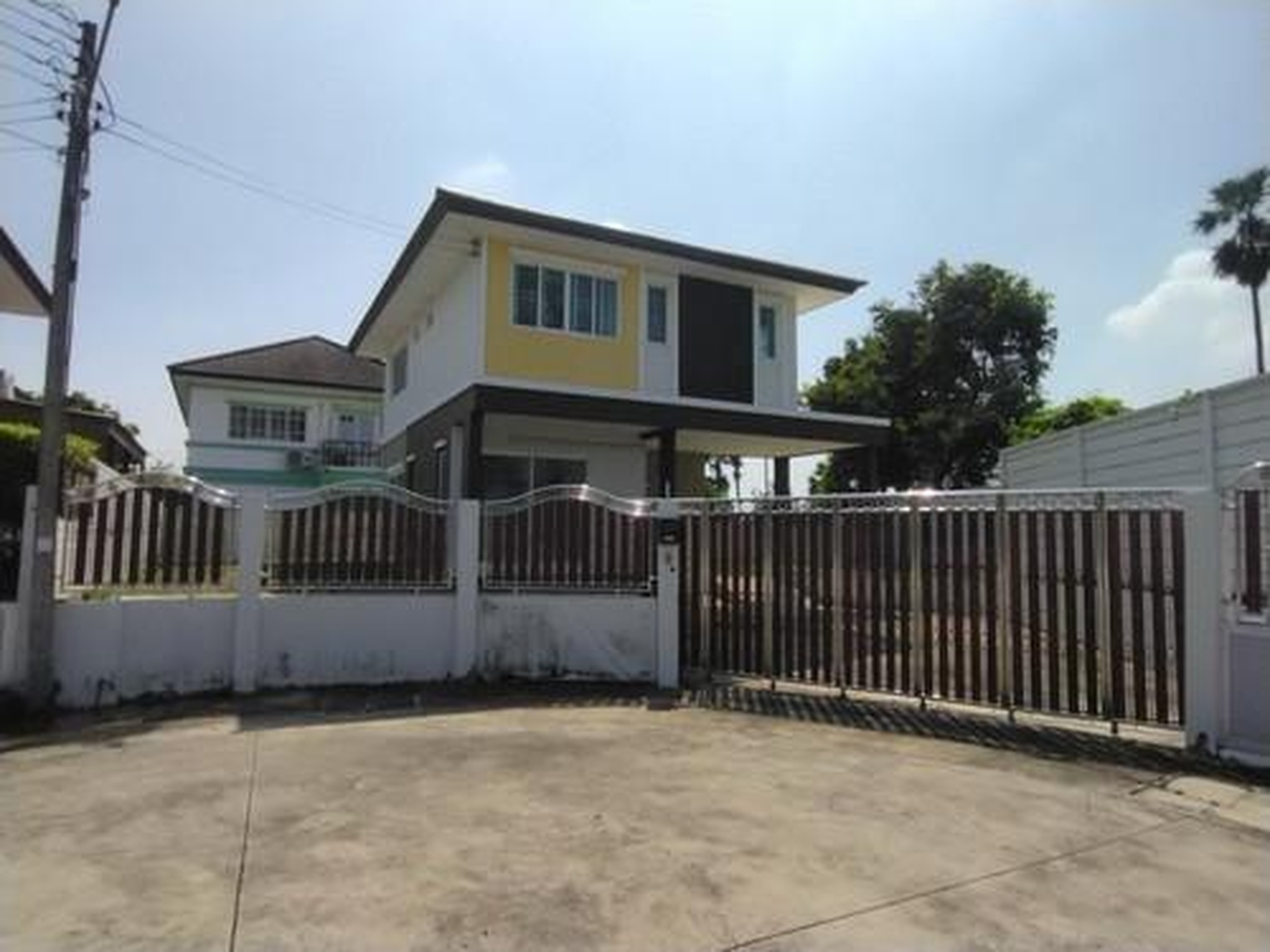 ทรัพย์สถาบันโดย GHB บ้านเดี่ยว บ้านฉัตรหลวง 10 (Baan Chatluang 10)