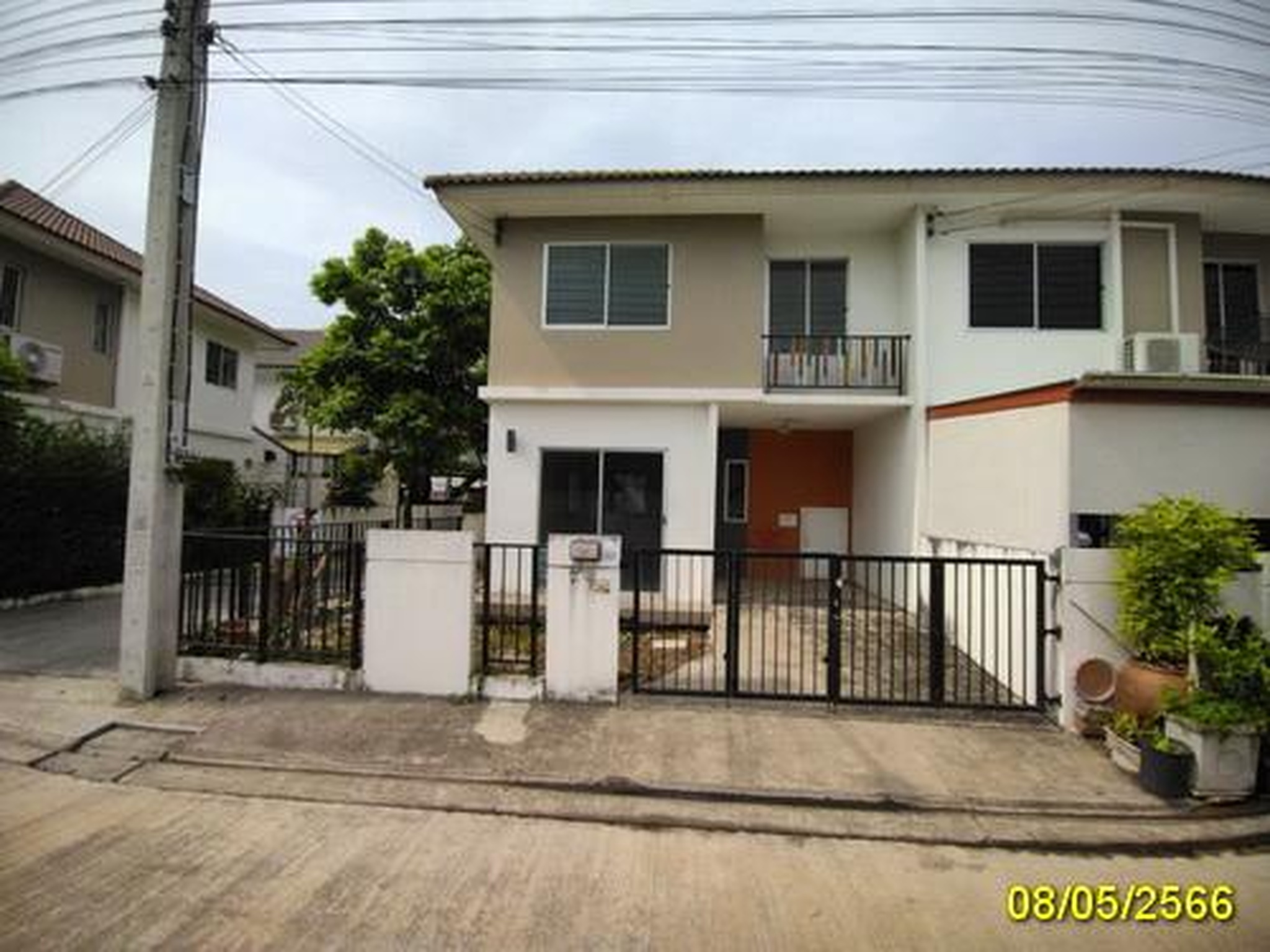 ทรัพย์สถาบันโดย GHB ทาวน์เฮาส์ บ้านพฤกษา 98 ซ.แก้วอินทร์-บางใหญ่ (Baan Pruksa 98 Soi Kaew In-Bangyai)