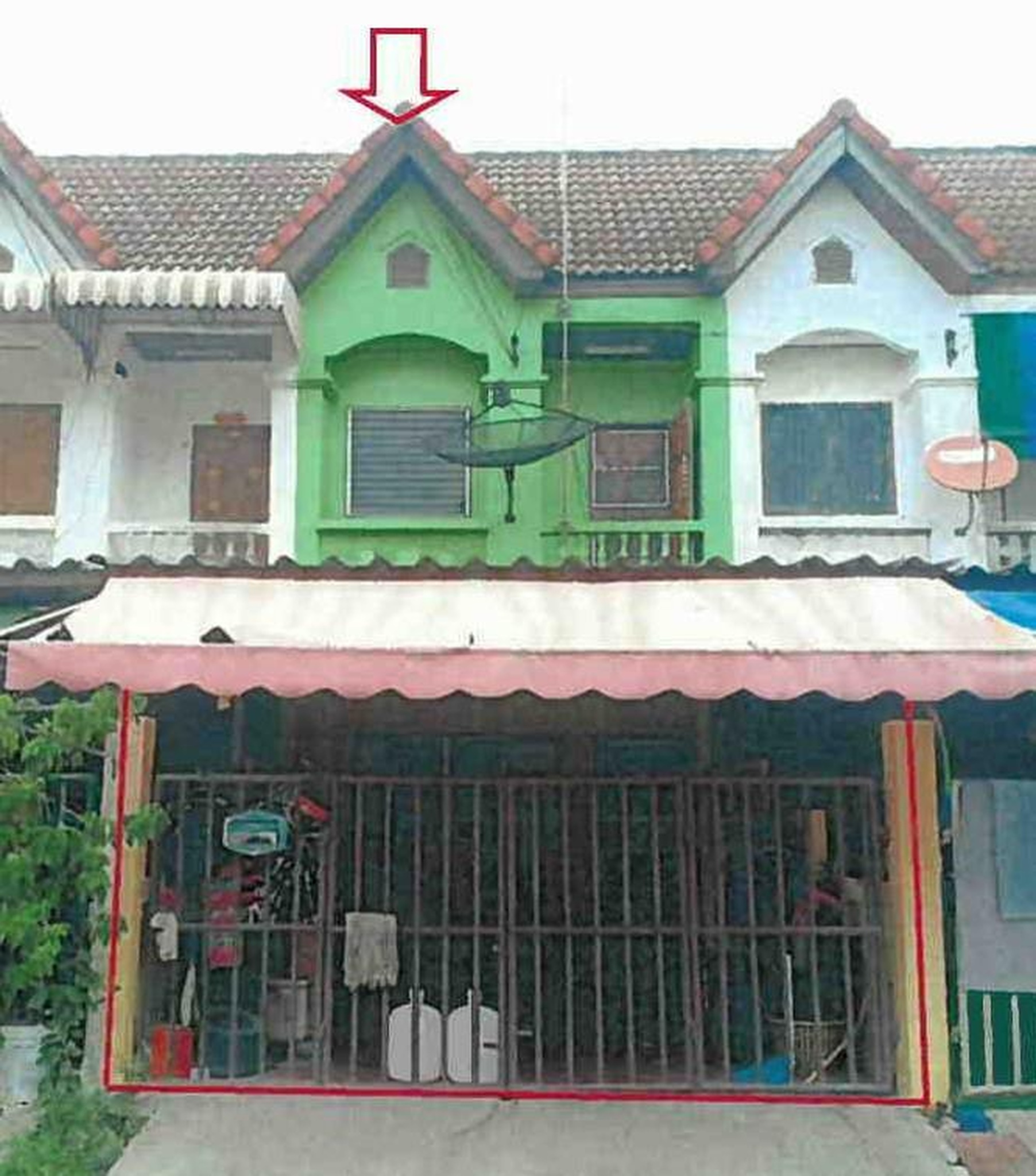 ทรัพย์สถาบันโดย GHB ทาวน์เฮาส์  สามพราน นครปฐม