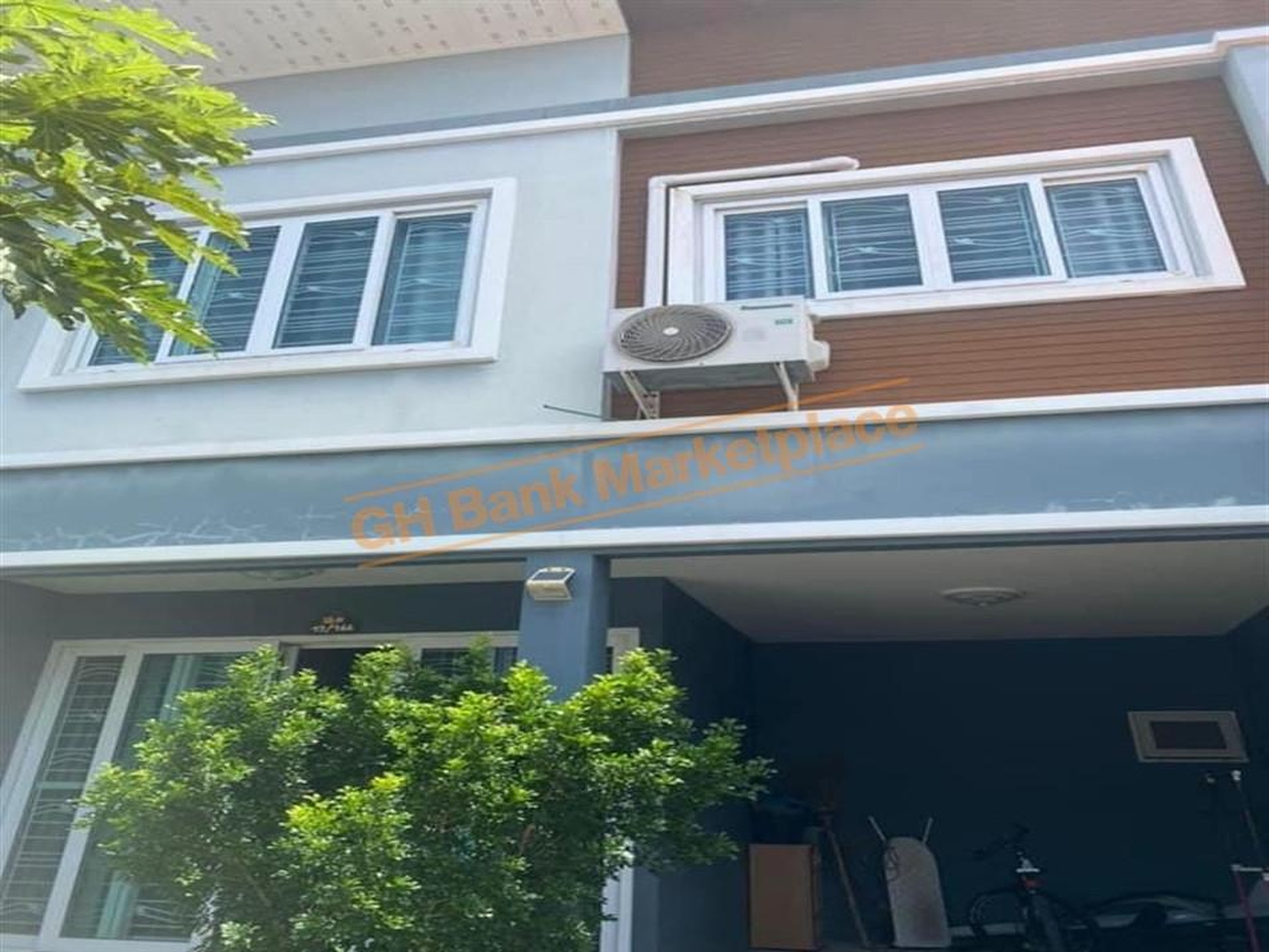 ทรัพย์สถาบันโดย GHB ทาวน์เฮาส์  พุทธมณฑล นครปฐม