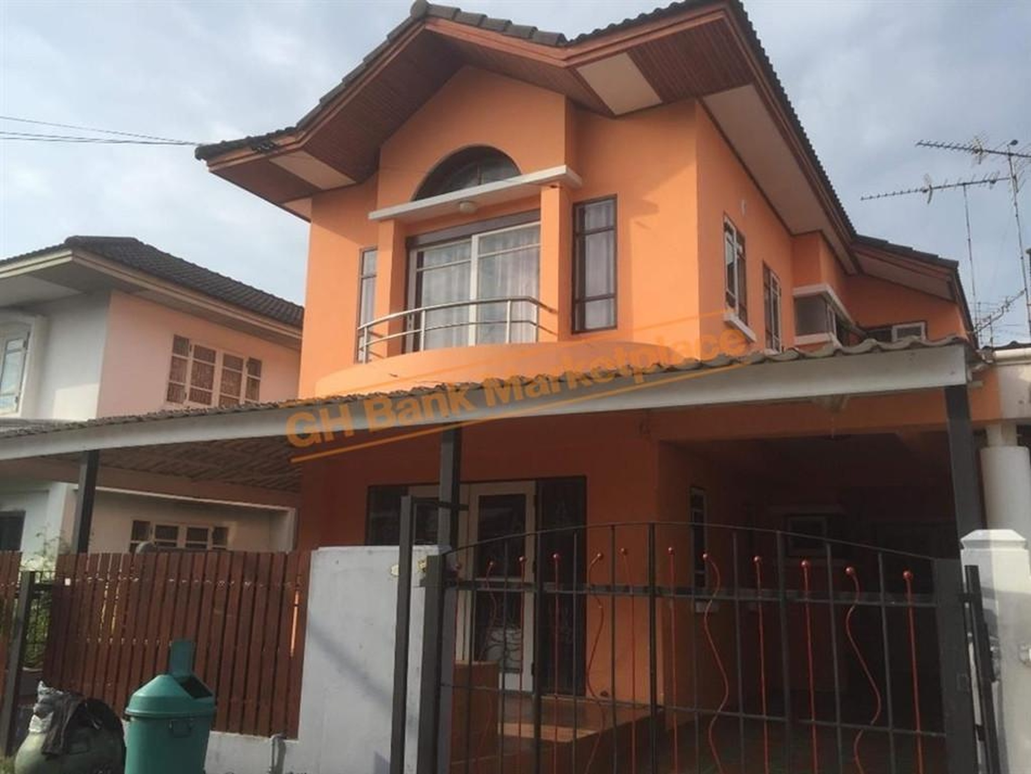 ทรัพย์สถาบันโดย GHB บ้านแฝด  ลำลูกกา ปทุมธานี