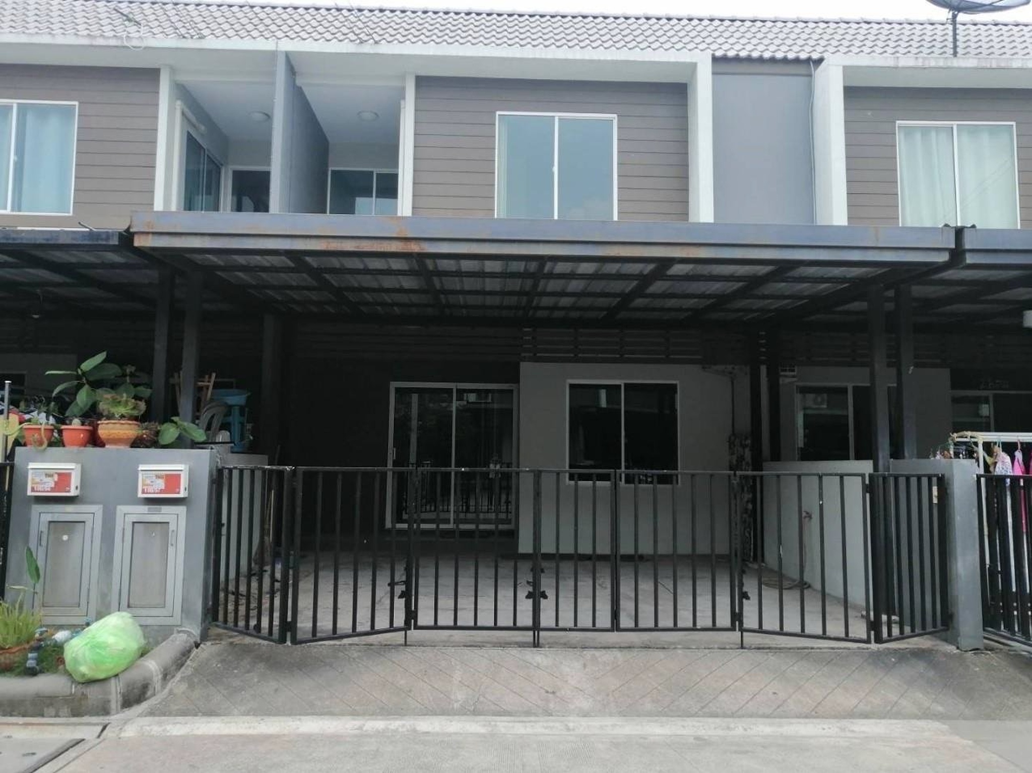 ทรัพย์สถาบันโดย SCB ทาวน์เฮาส์