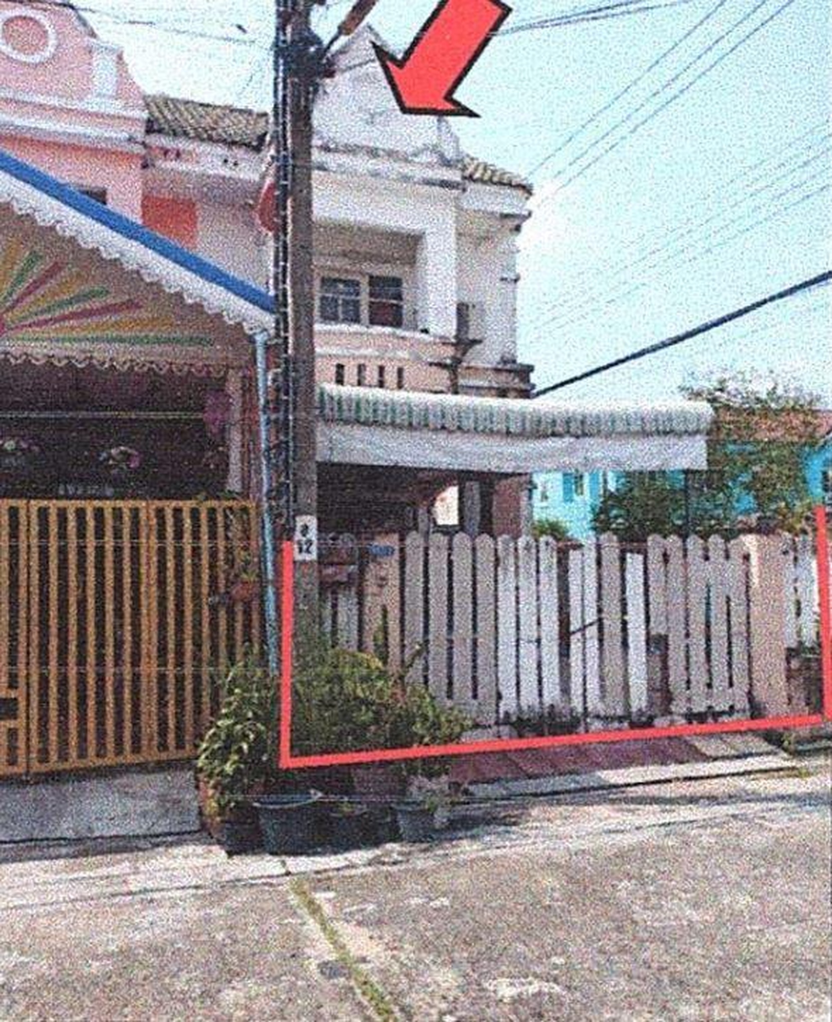 ทรัพย์สถาบันโดย GHB ทาวน์เฮาส์  บางบัวทอง นนทบุรี