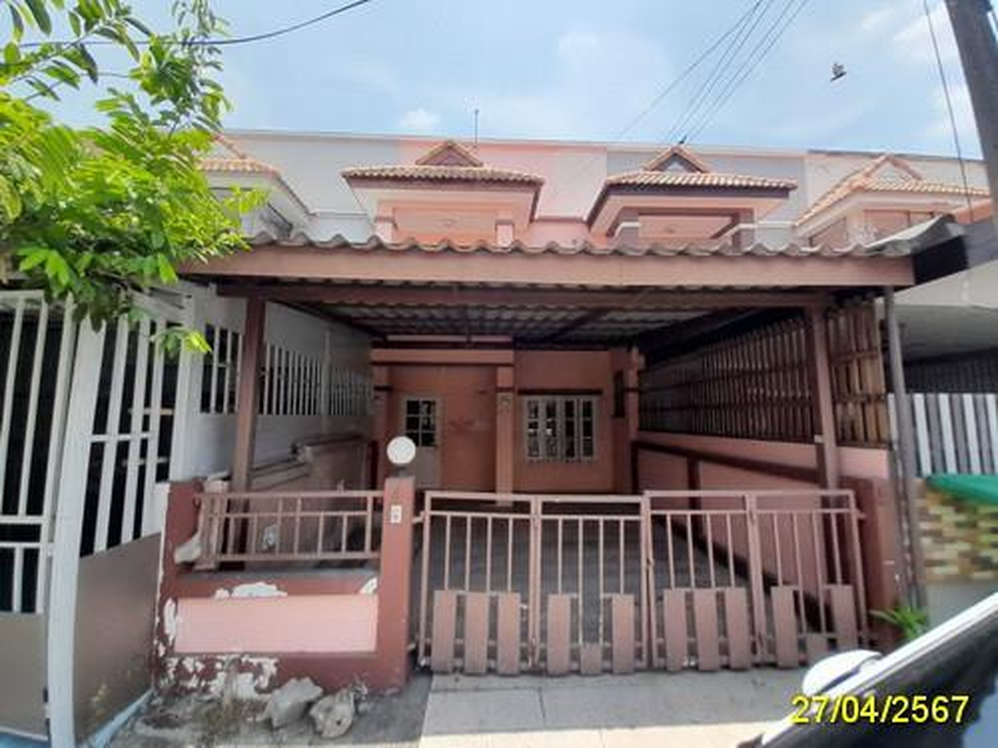 ทรัพย์สถาบันโดย GHB ทาวน์เฮาส์  ธัญบุรี ปทุมธานี