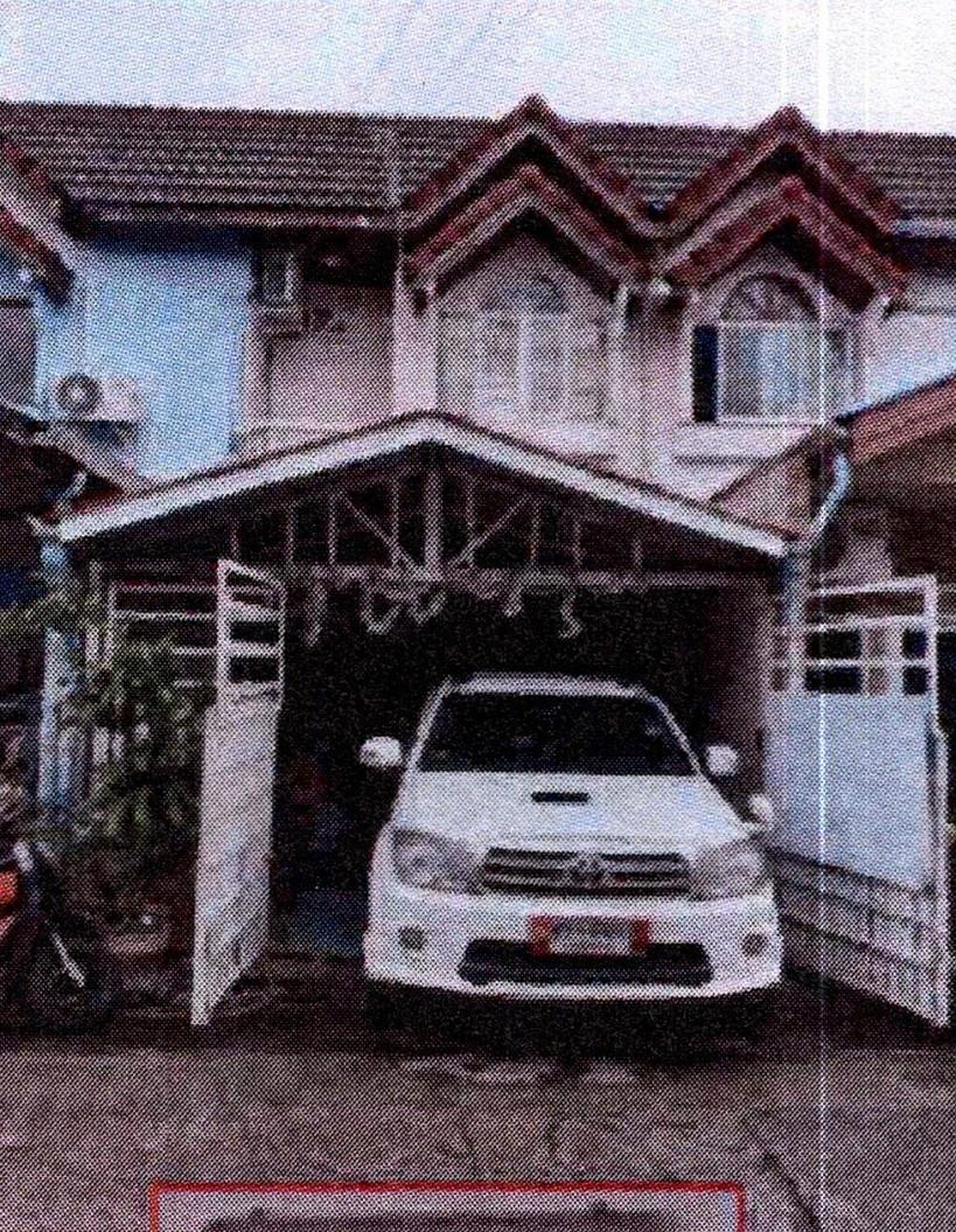 ทรัพย์สถาบันโดย GHB ทาวน์เฮาส์  คลองสามวา กรุงเทพมหานคร