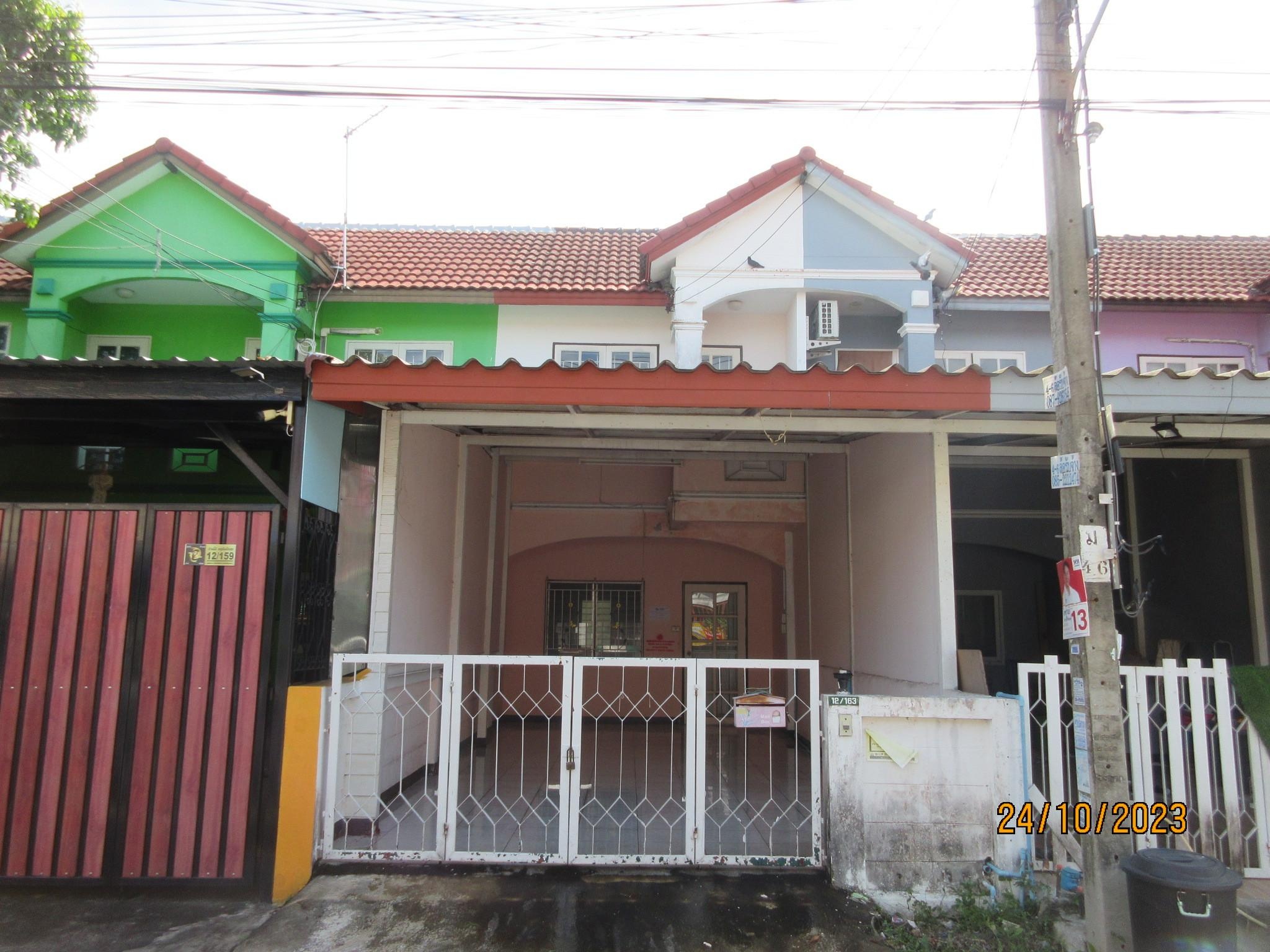ทรัพย์สถาบันโดย GHB ทาวน์เฮาส์  หนองจอก กรุงเทพมหานคร