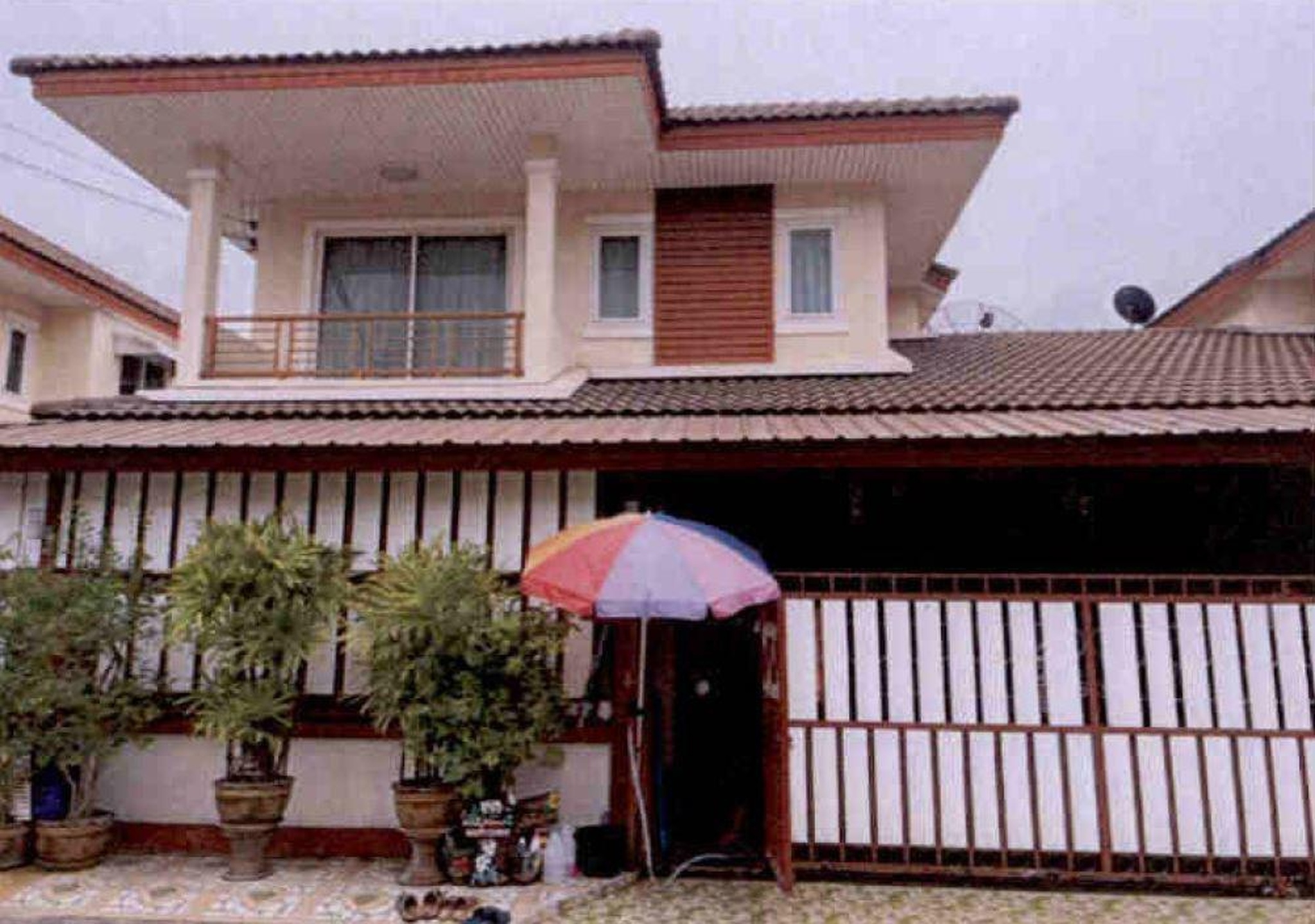 ทรัพย์สถาบันโดย GHB บ้านแฝด  ธัญบุรี ปทุมธานี