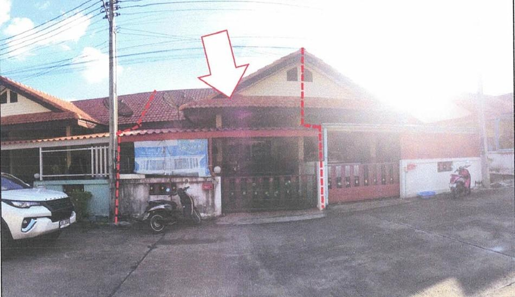 ทรัพย์สถาบันโดย GHB ทาวน์เฮาส์ แผ่นดินทอง ลิฟวิ่งโฮม (Pandintong Living Home)