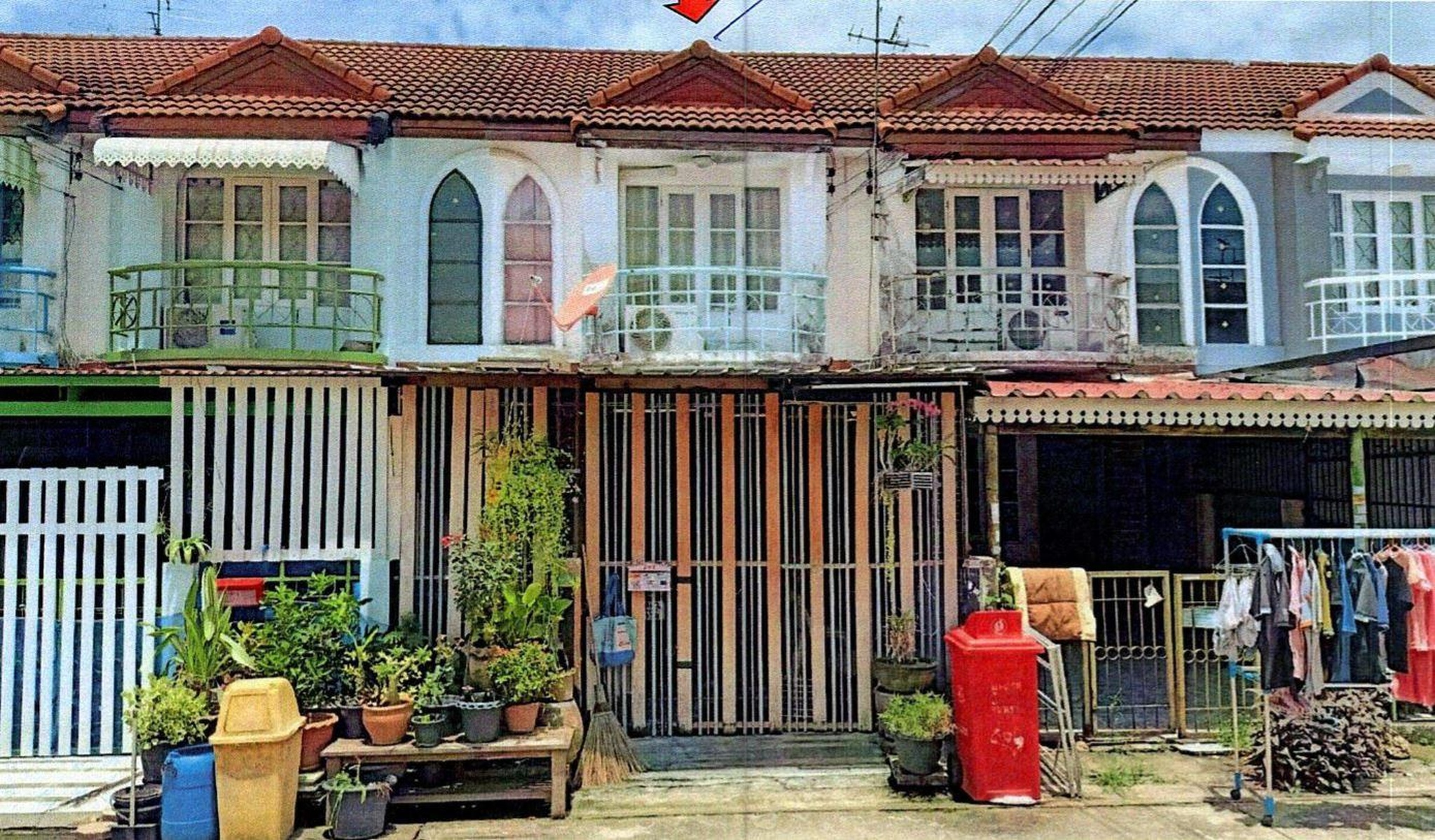 ทรัพย์สถาบันโดย GHB ทาวน์เฮาส์  บางบัวทอง นนทบุรี