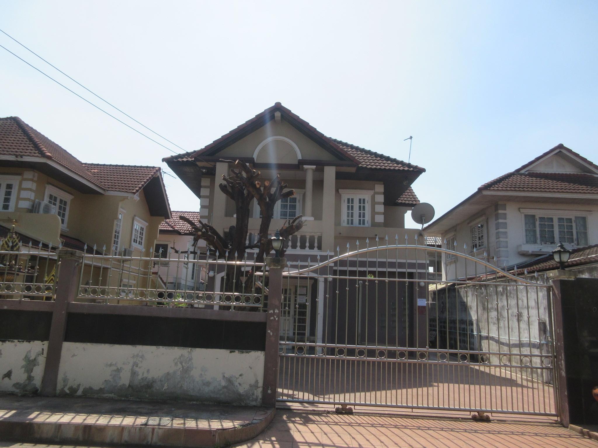 ทรัพย์สถาบันโดย GHB บ้านเดี่ยวใกล้ MRT บางรักน้อย-ท่าอิฐ เมืองนนทบุรี นนทบุรี