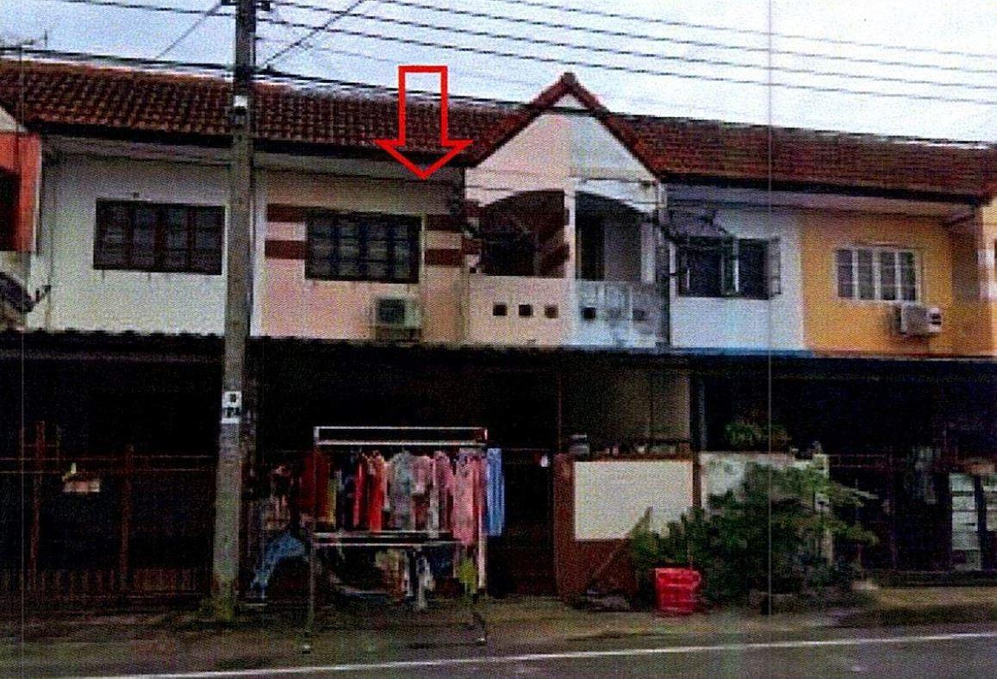 ทรัพย์สถาบันโดย GHB ทาวน์เฮาส์  ไทรน้อย นนทบุรี
