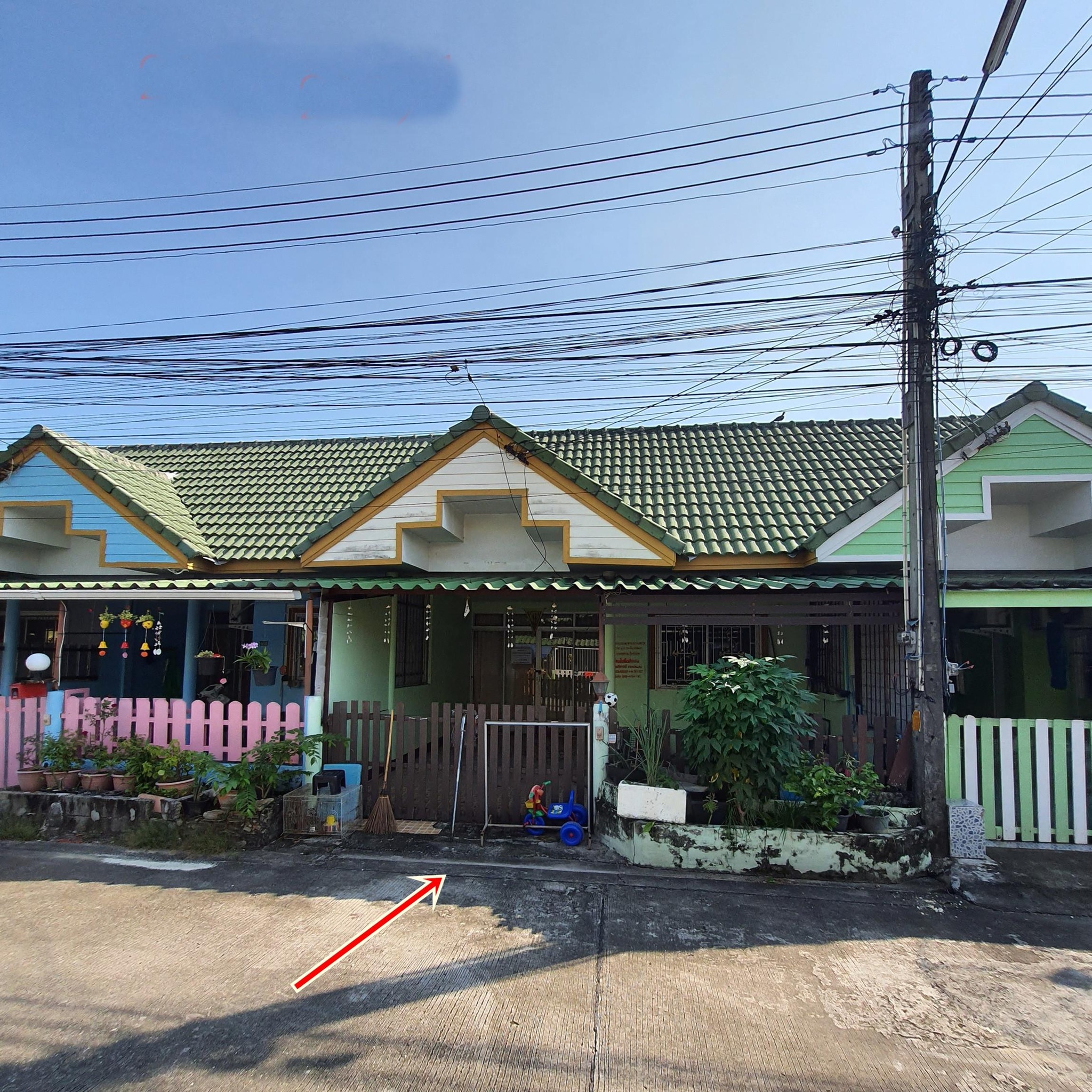 ทรัพย์สถาบันโดย GHB ทาวน์เฮาส์ บ้านศักดิ์ทิพย์ คลองน้ำหู (เฟส 8) (Baan Saktip Khlong Nam Hu)